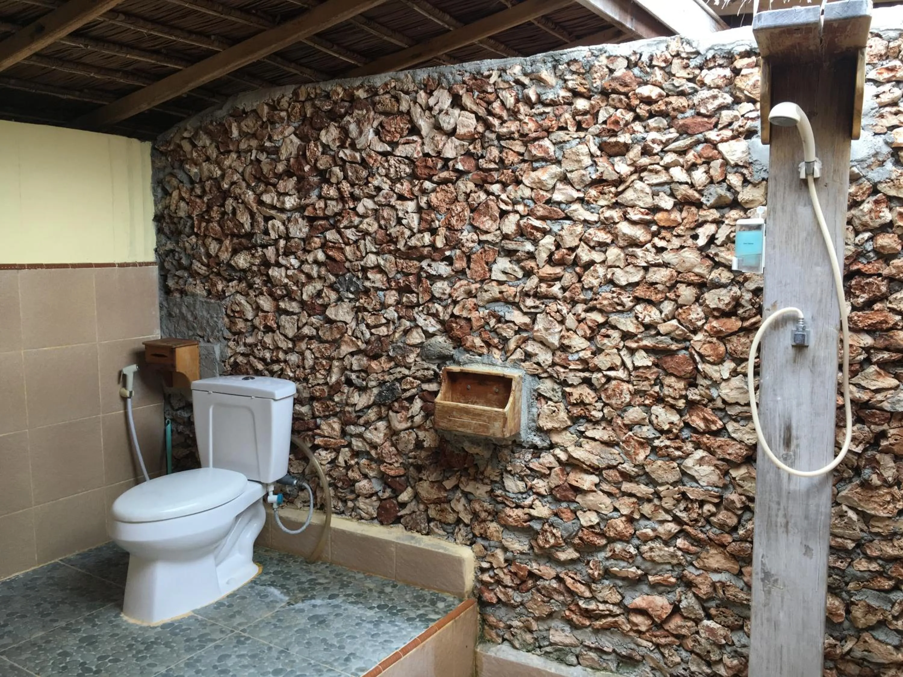 Bathroom in Scuba Republic Beach Bungalows