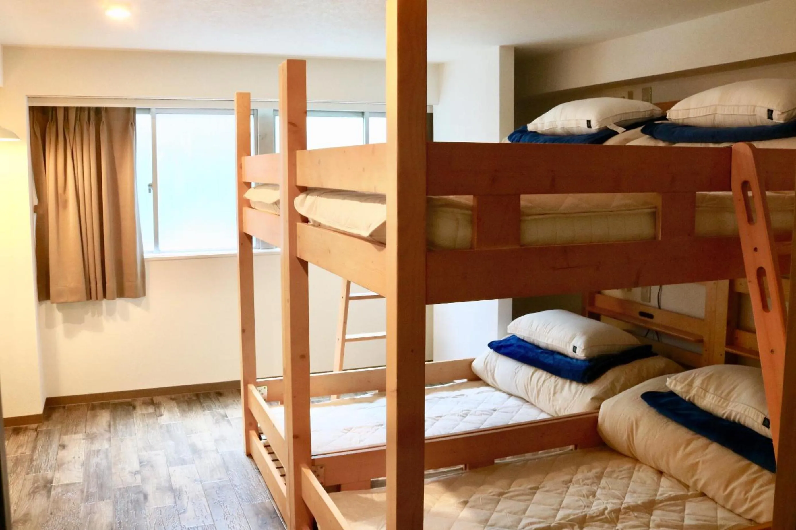 bunk bed, Bed in Trip &amp; Sleep Hostel