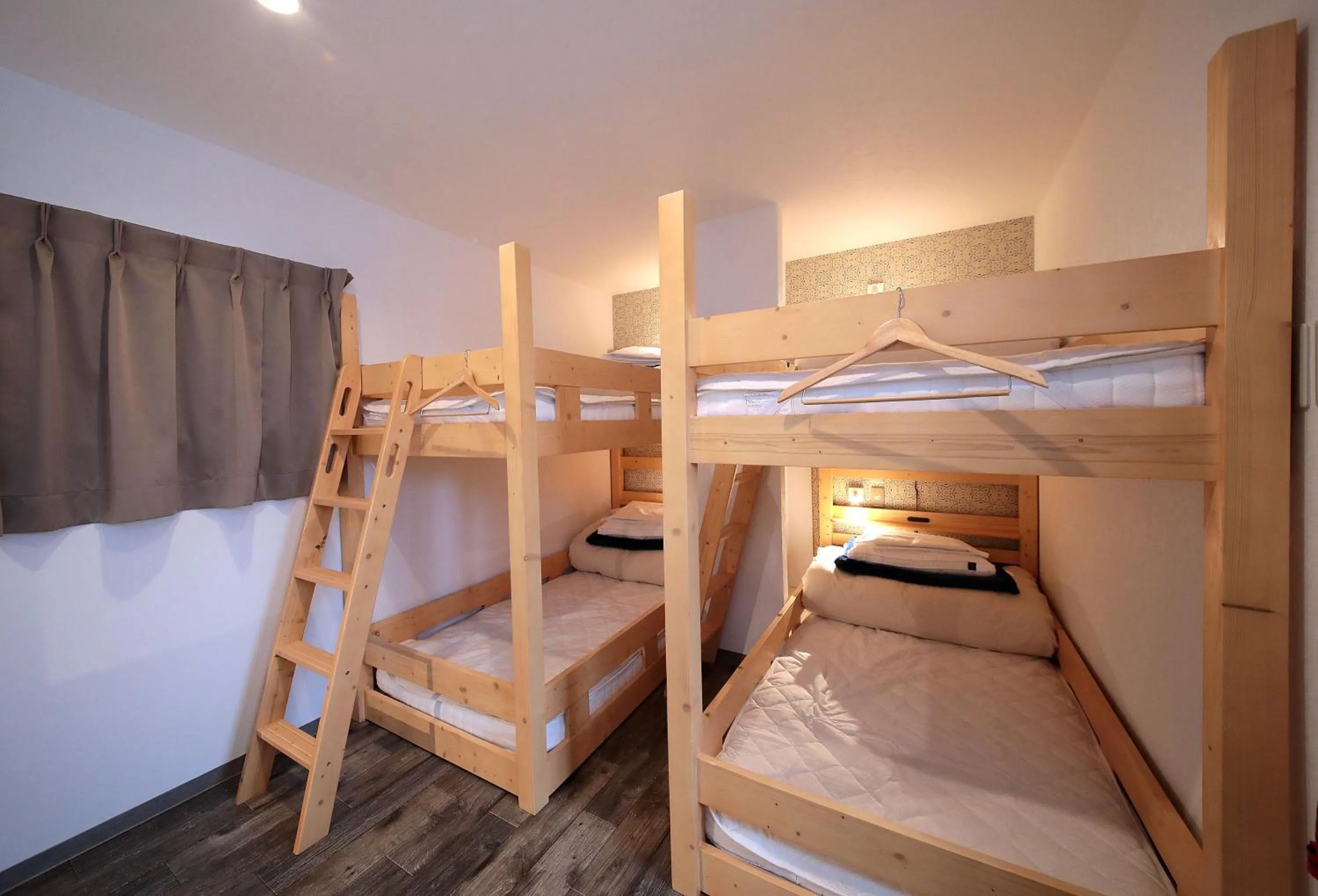 bunk bed, Bed in Trip &amp; Sleep Hostel