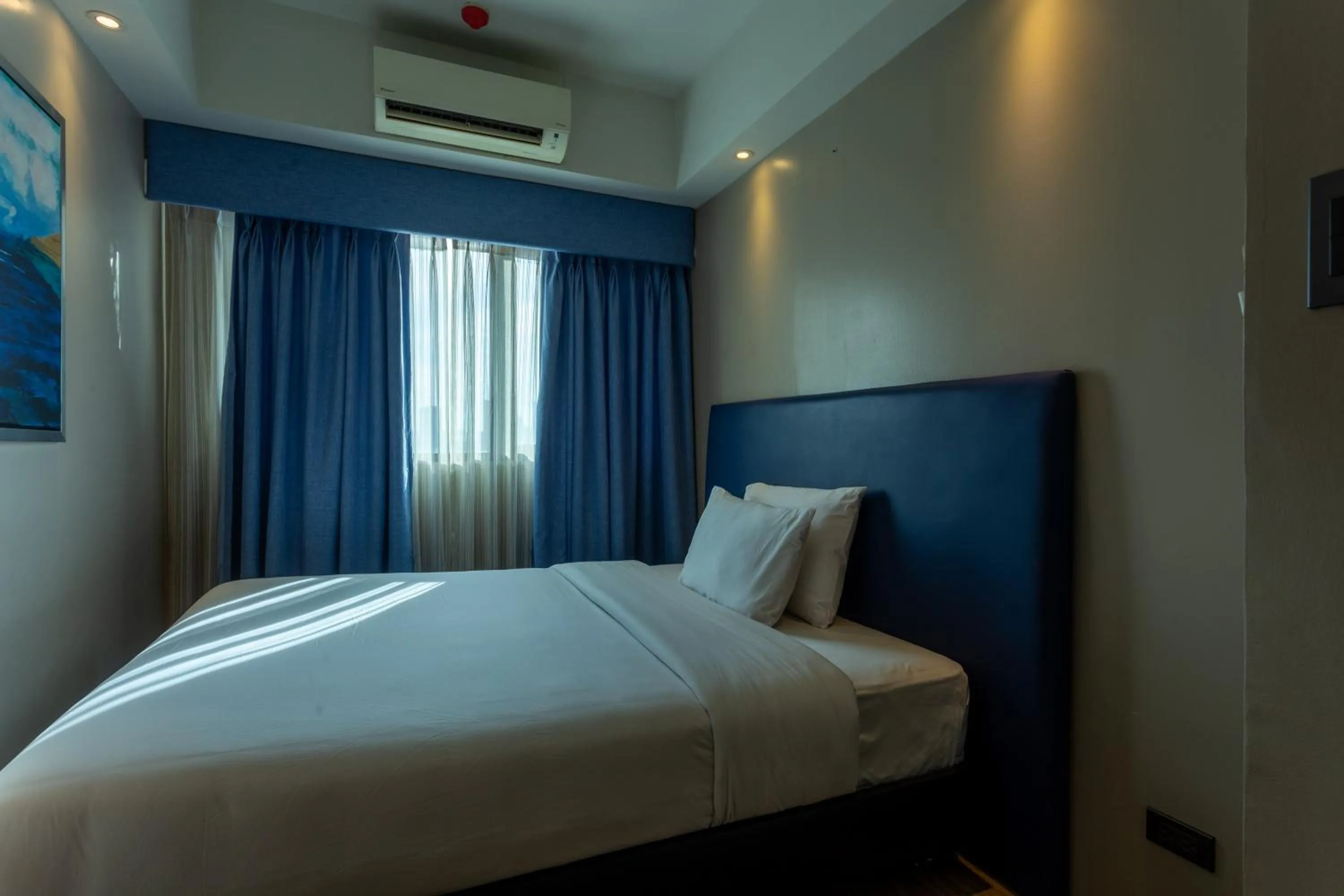 Bed in Santorini Hotel