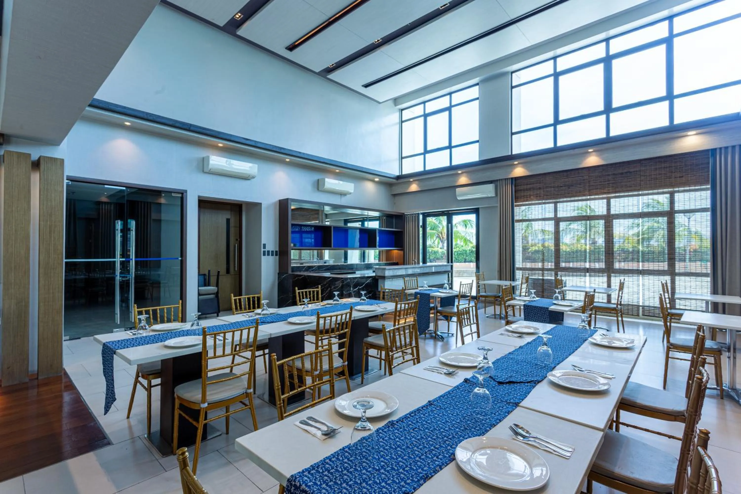 Banquet/Function facilities in Santorini Hotel