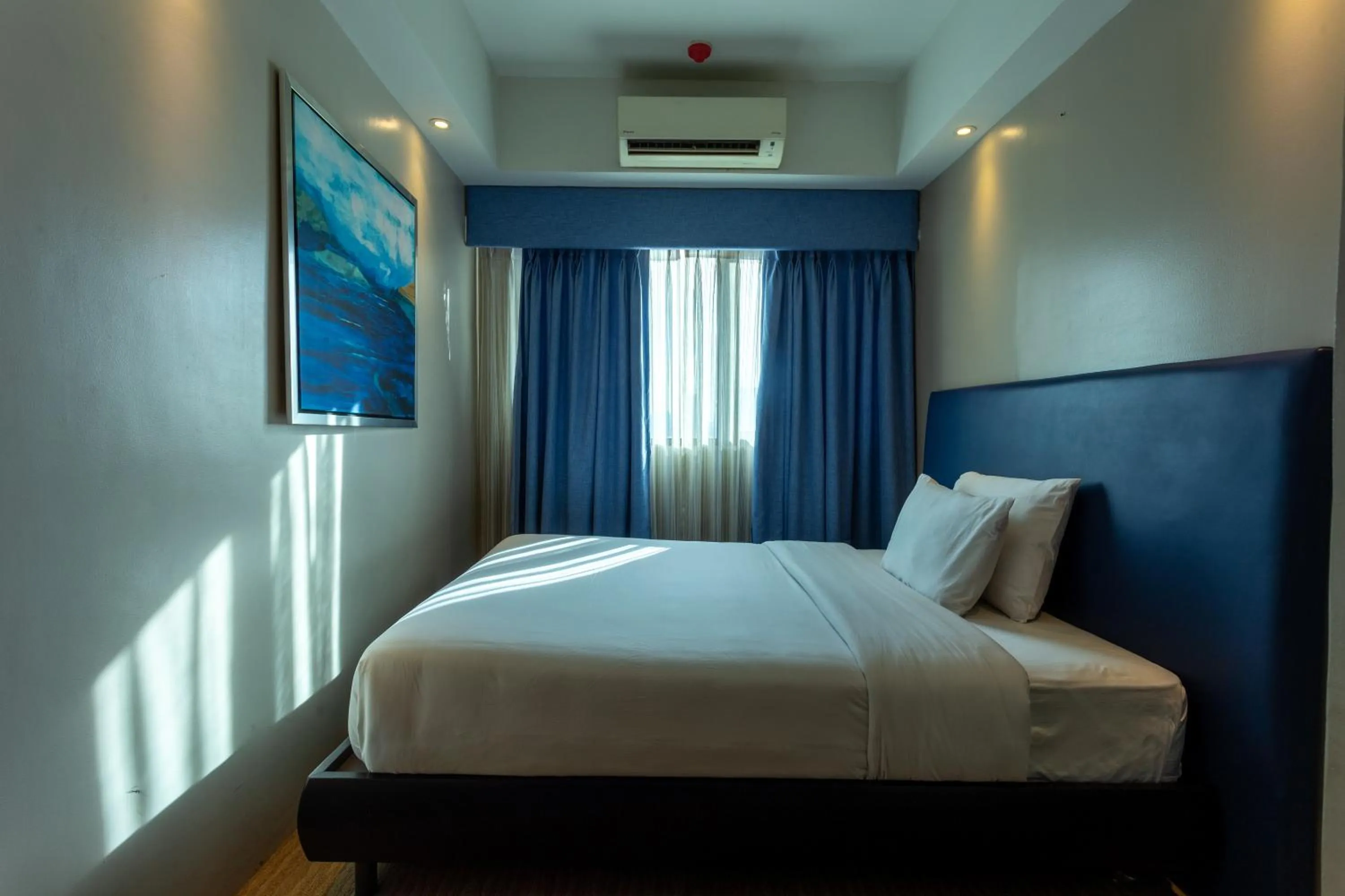 Bed in Santorini Hotel