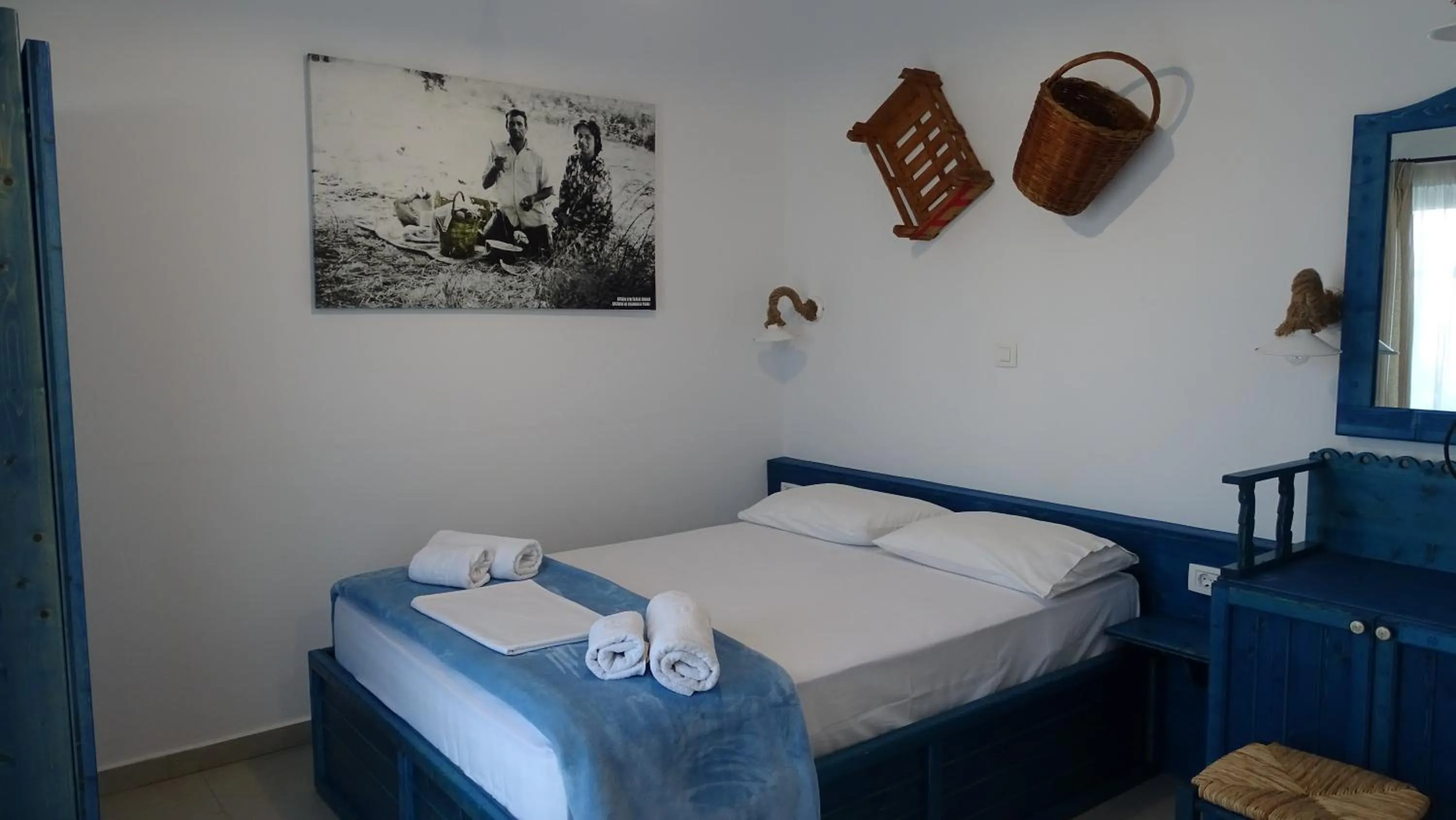 Photo of the whole room, Bed in Filoxenia Apartments & Studios