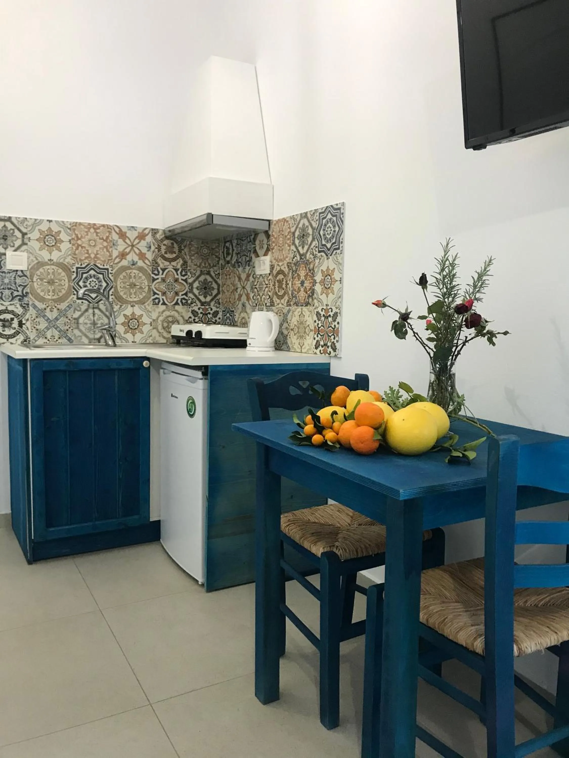 Kitchen or kitchenette in Filoxenia Apartments & Studios