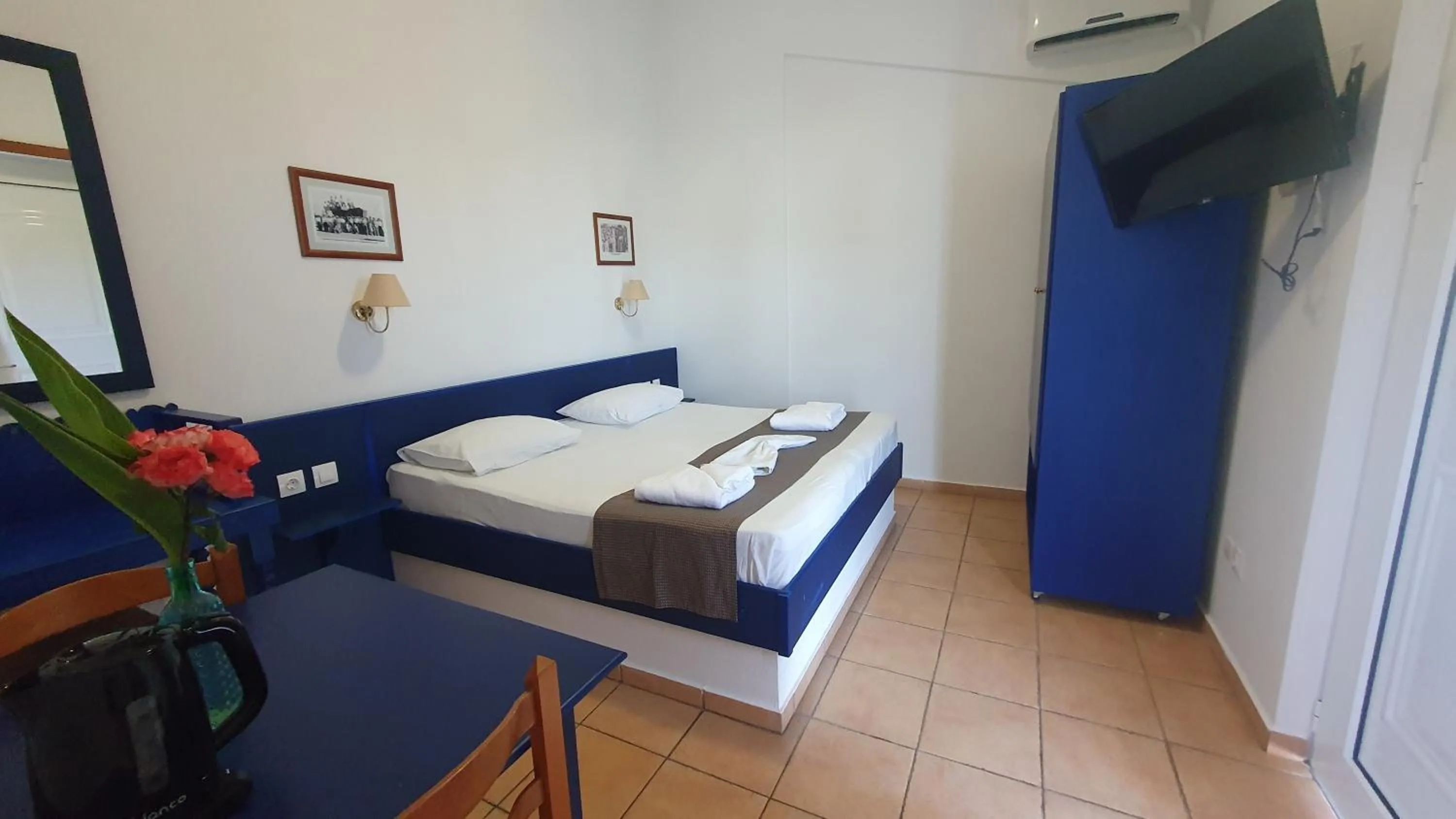 Bed in Filoxenia Apartments & Studios