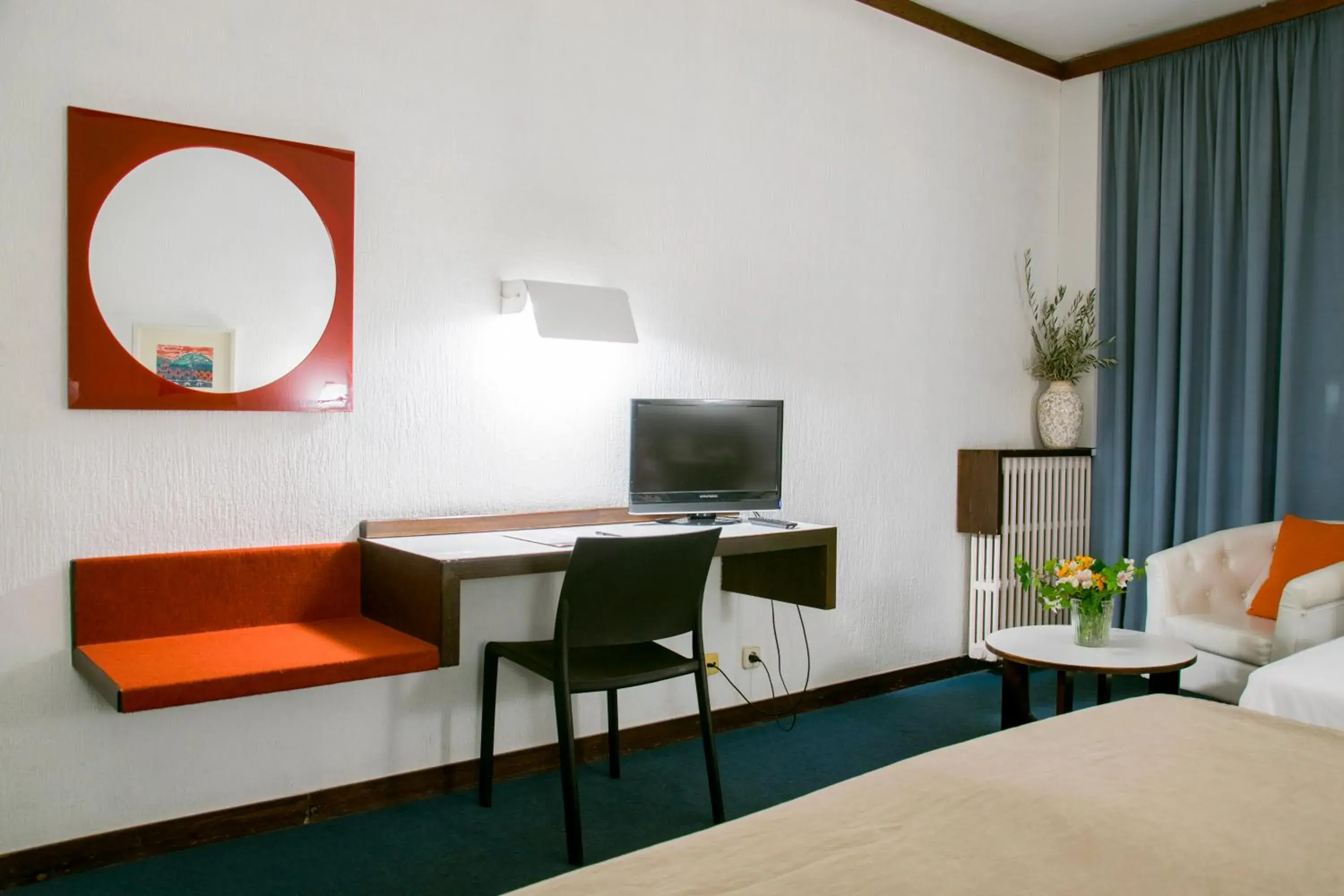 Seating area, Bed in Hotel America Igualada Seating area, Bed in Hotel America Igualada