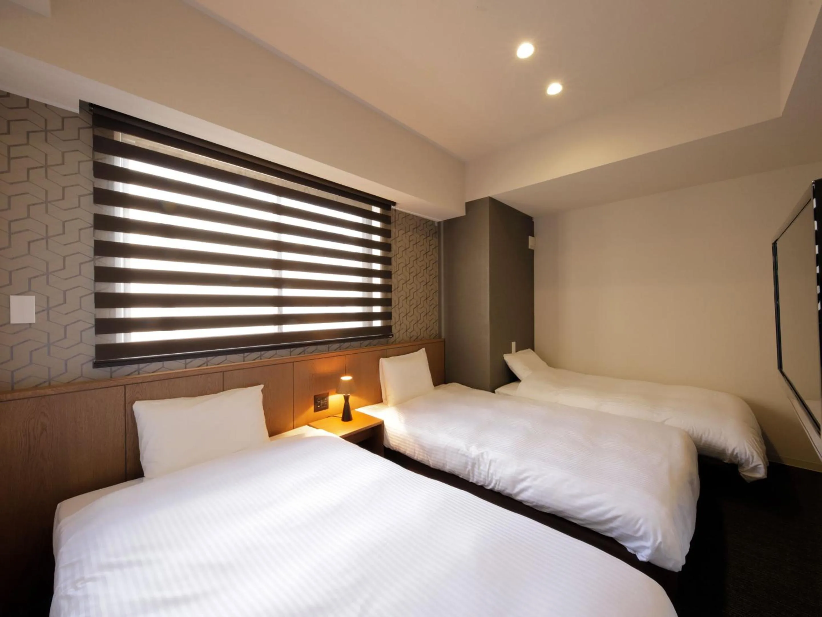Photo of the whole room, Bed in Smart Place Inn Kyoto Shijo Horikawa