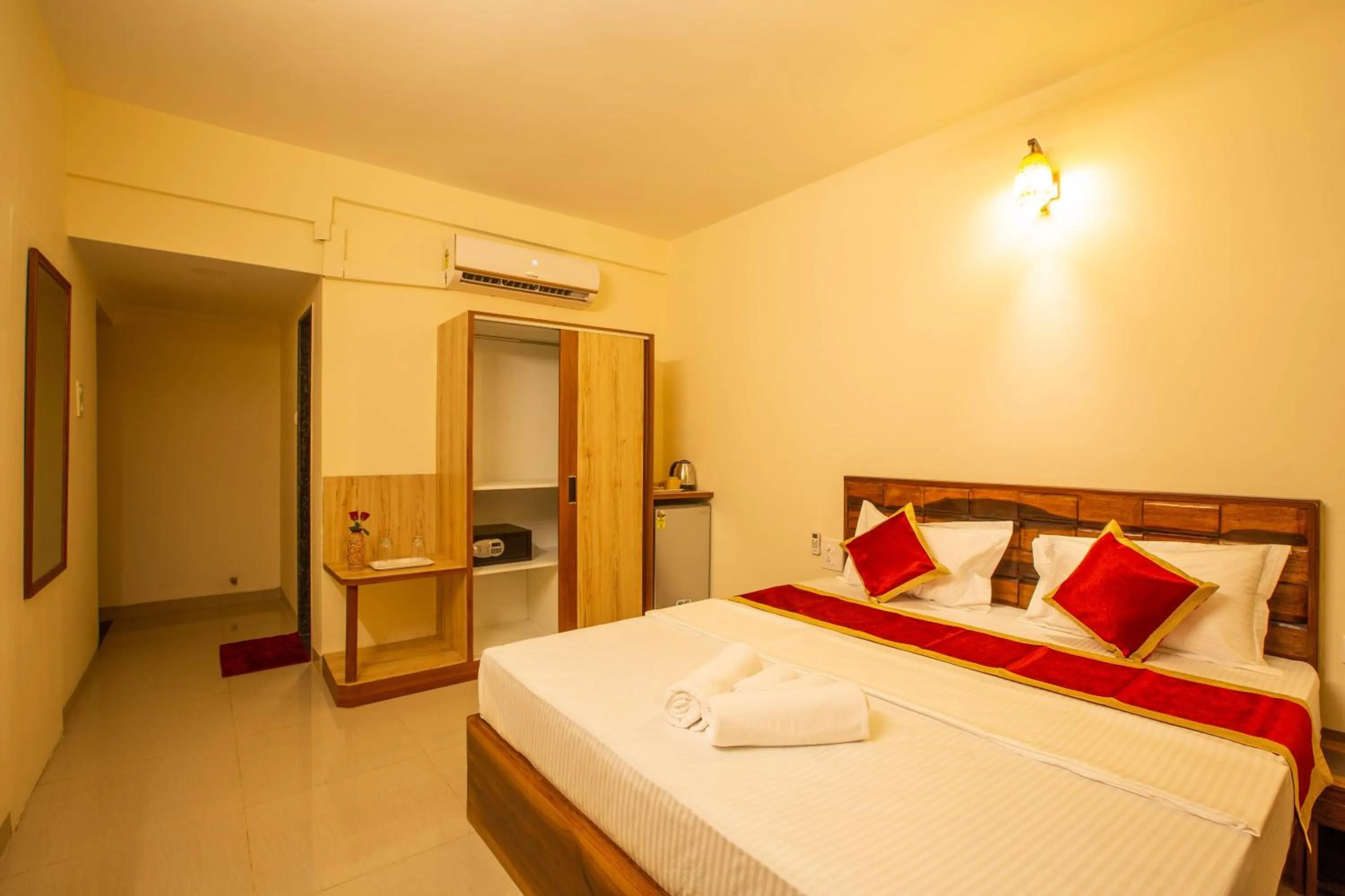 Bedroom, Bed in Tridiva Morjim 150 Meters to Morjim Beach