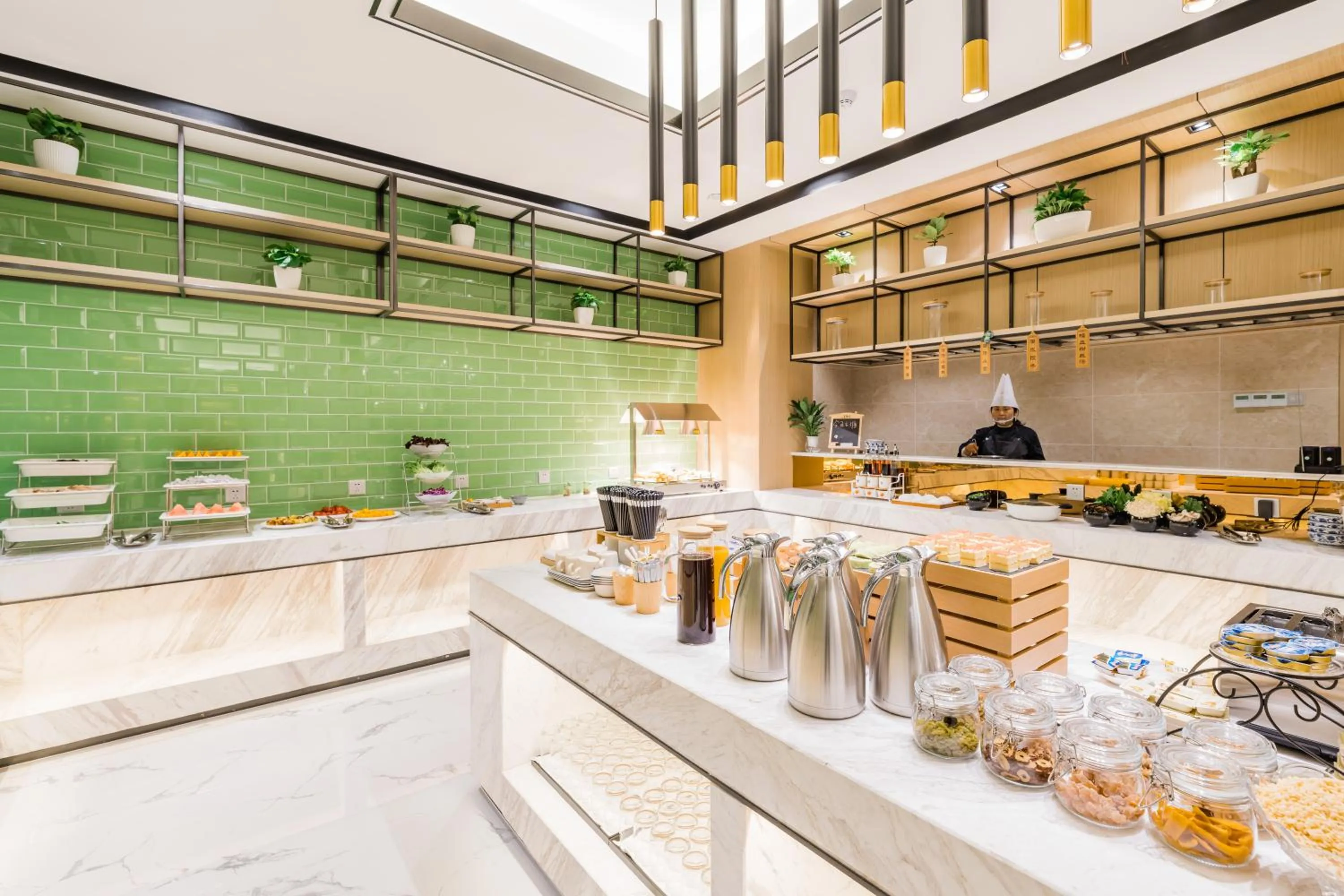 Atour Hotel (Nanjing Xingang Development Area)