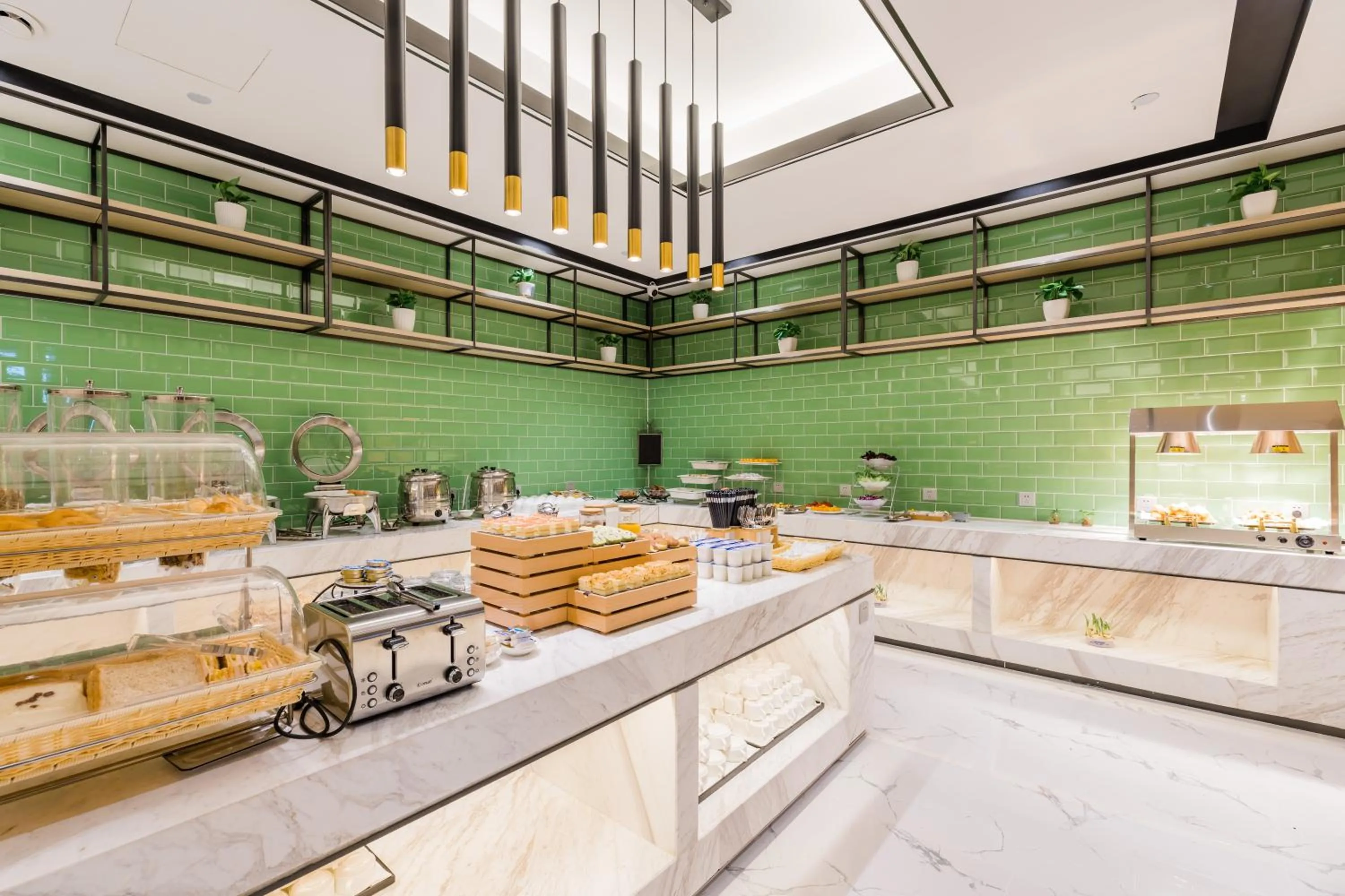 Atour Hotel (Nanjing Xingang Development Area)