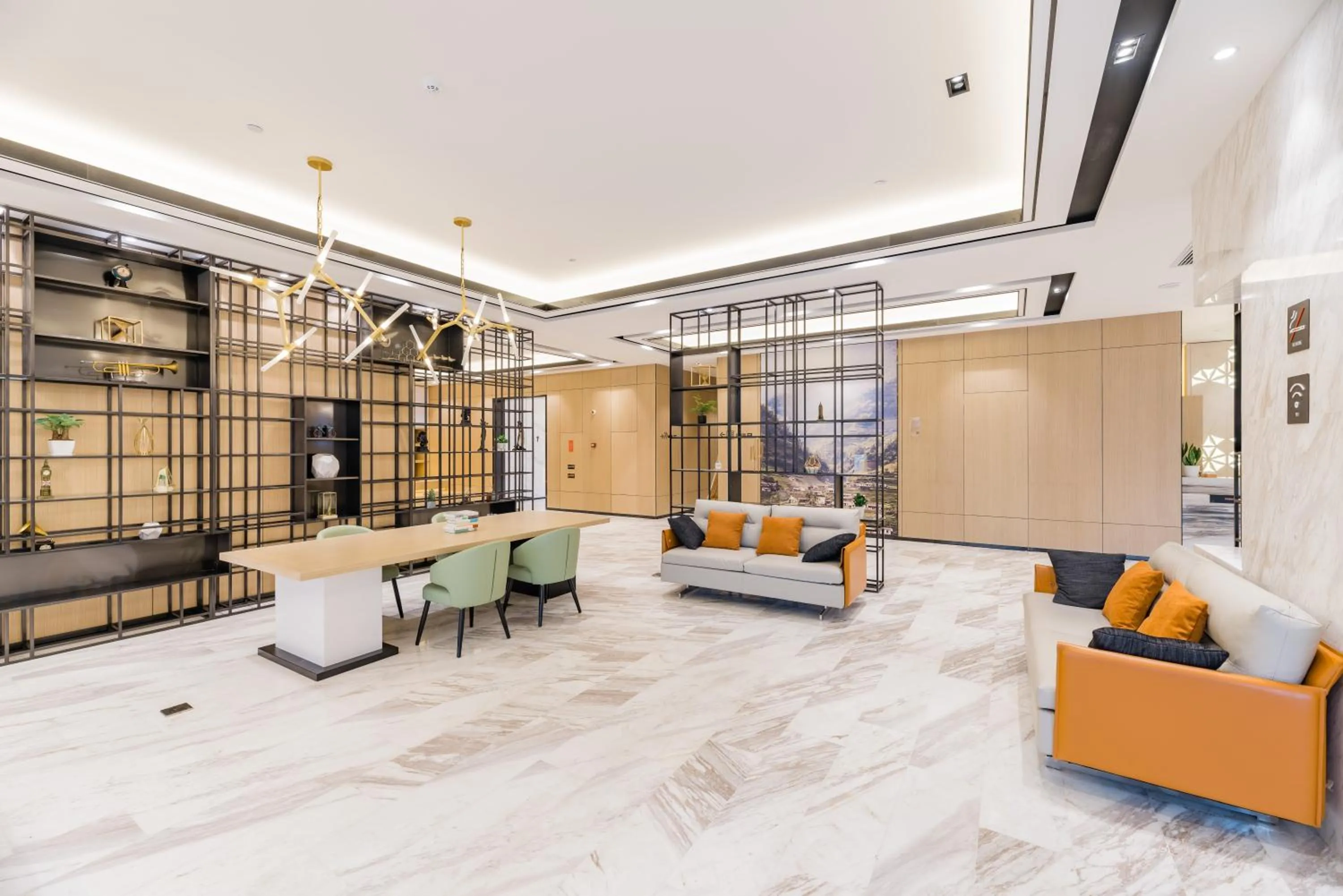 Atour Hotel (Nanjing Xingang Development Area)