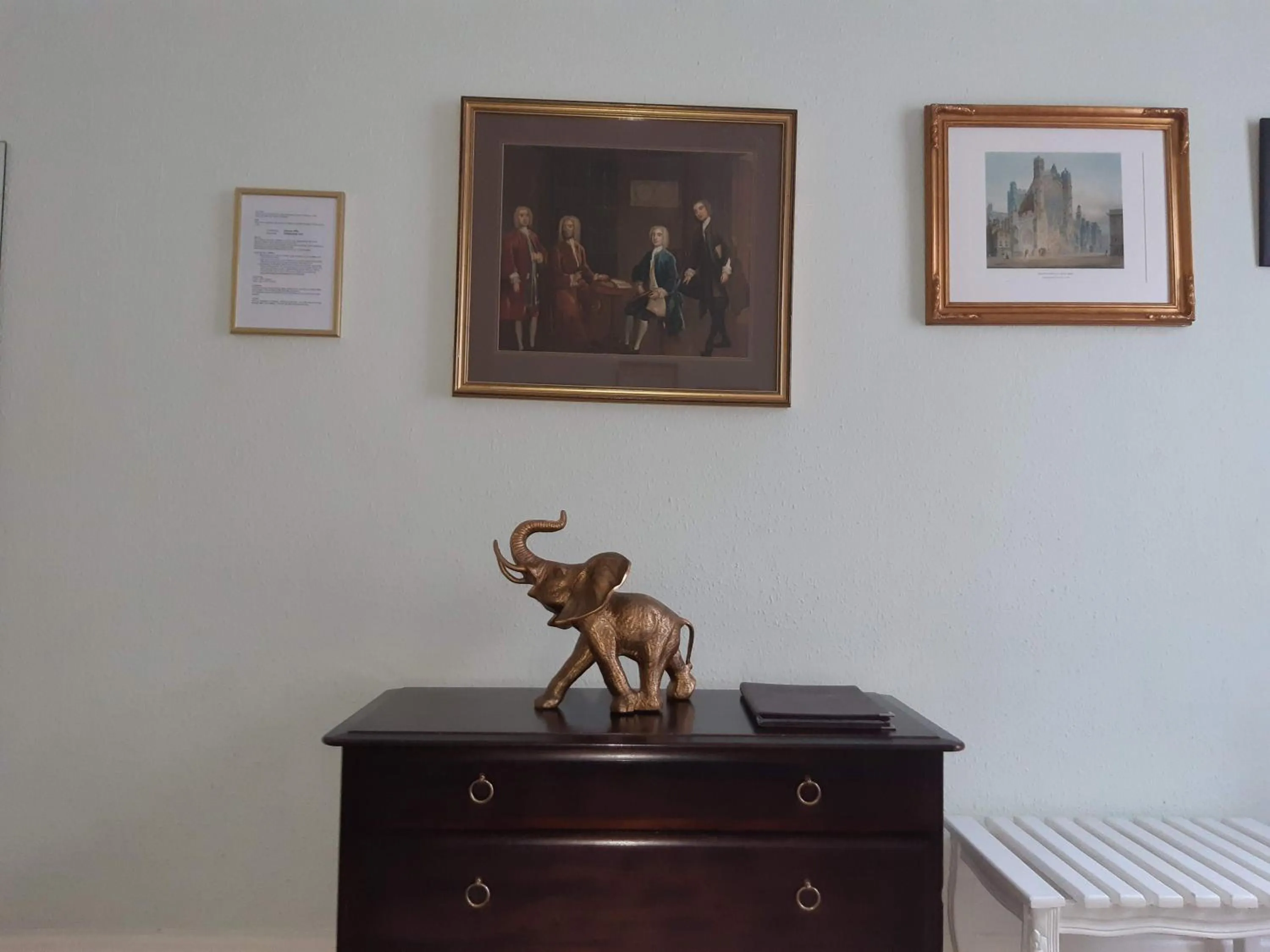 Decorative detail in Brocks