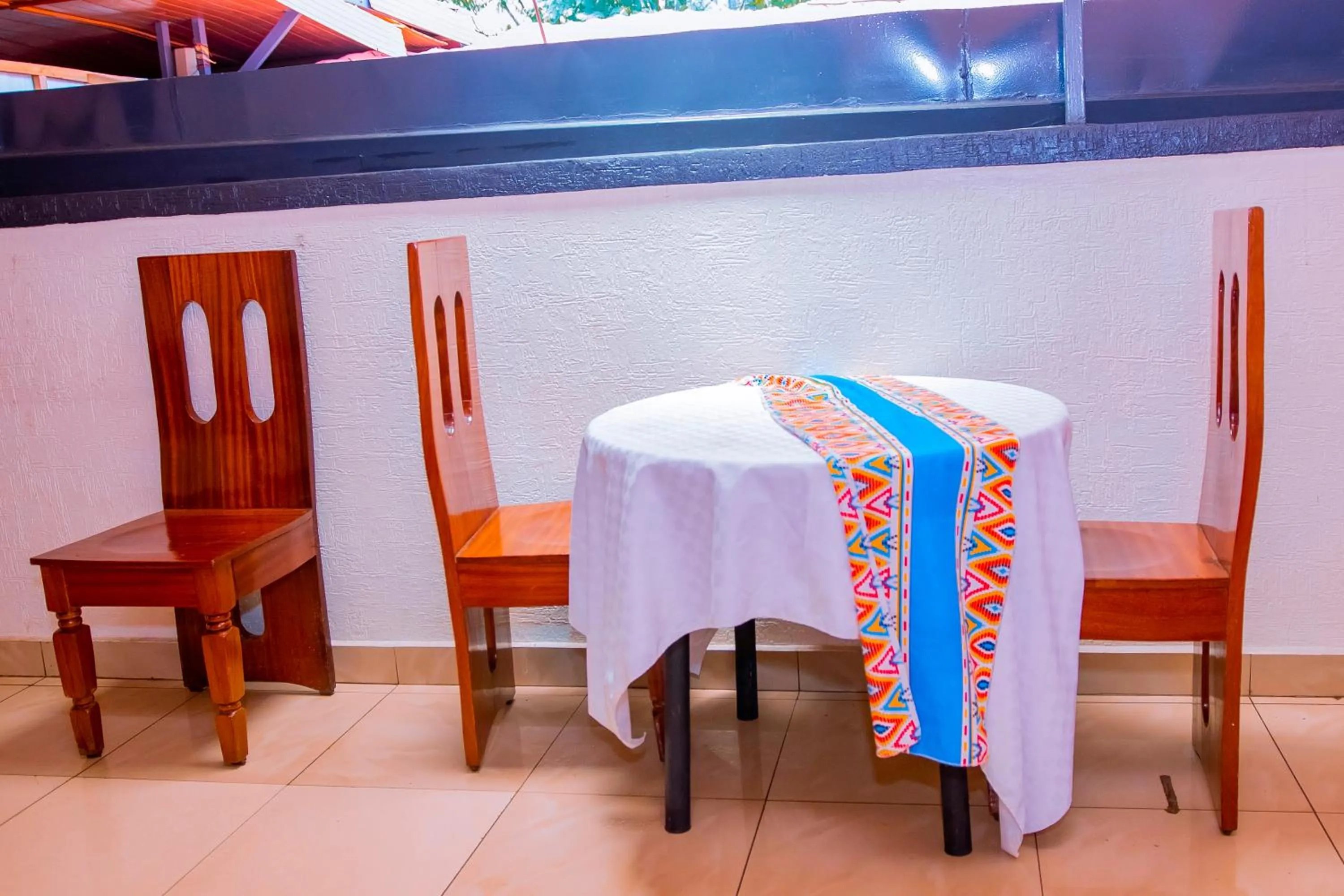 B.Maurice Guest House