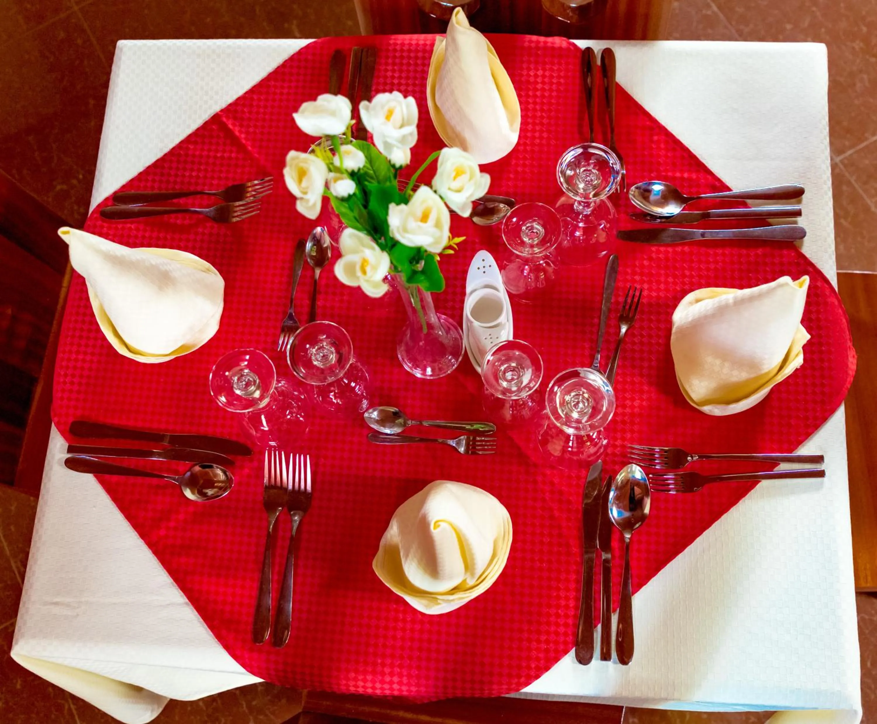 B.Maurice Guest House