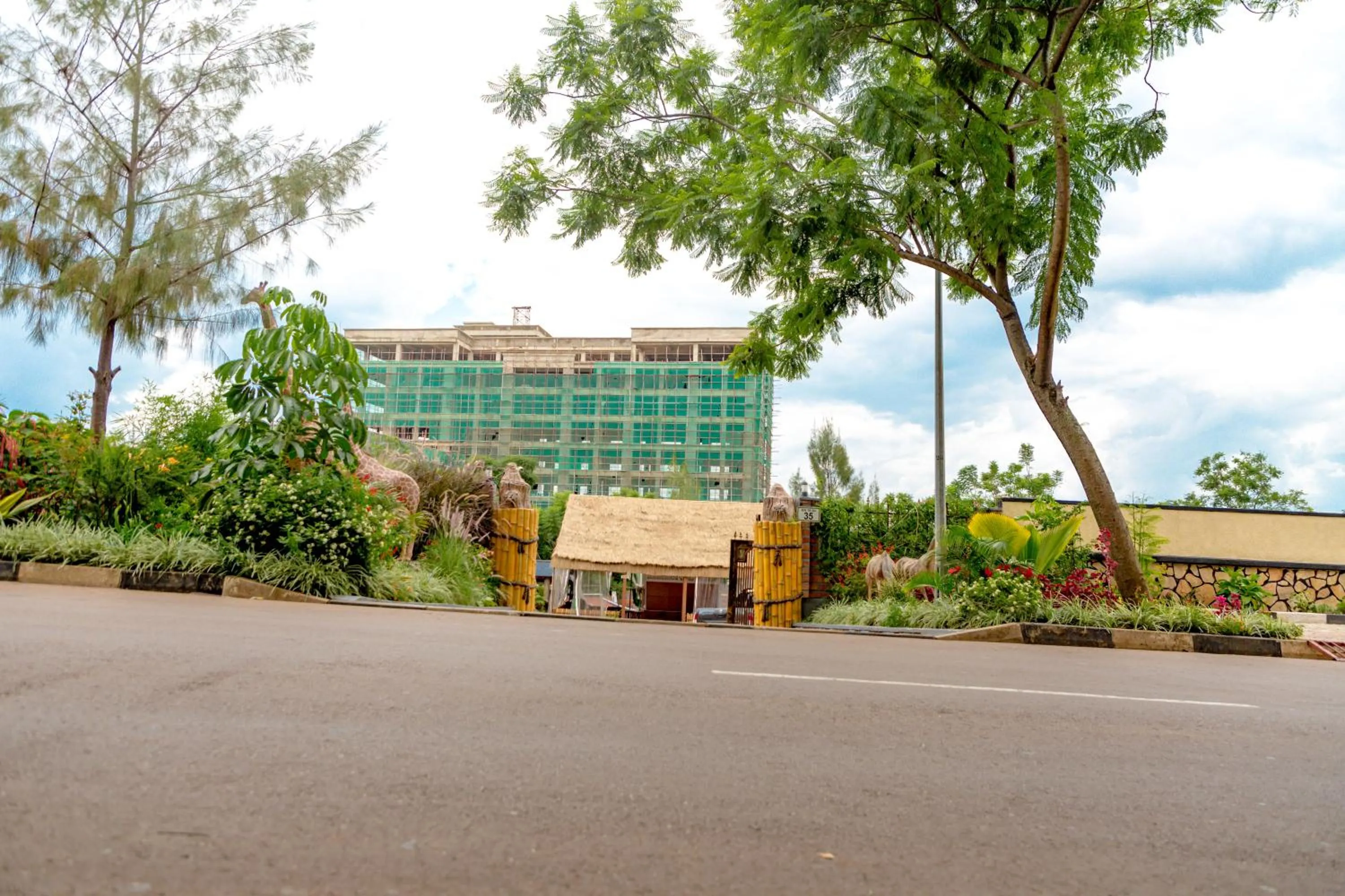 B.Maurice Guest House