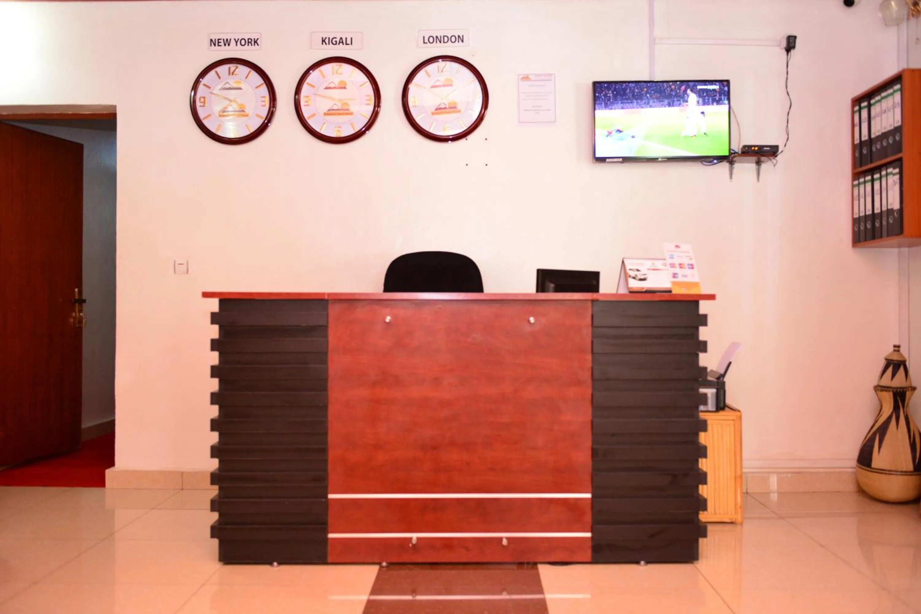 B.Maurice Guest House