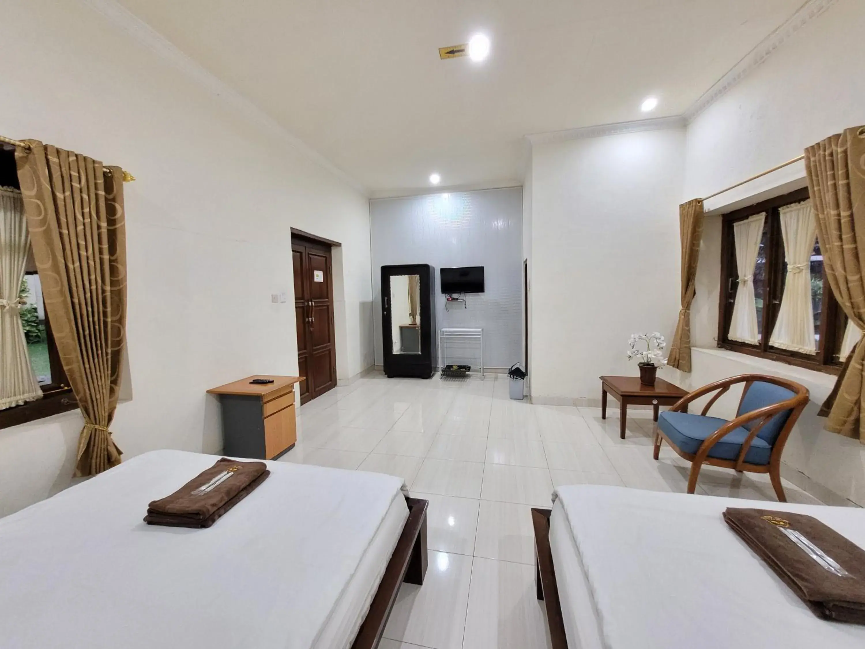 Area and facilities in Ndalem Katong Guest House Ponorogo Area and facilities in Ndalem Katong Guest House Ponorogo