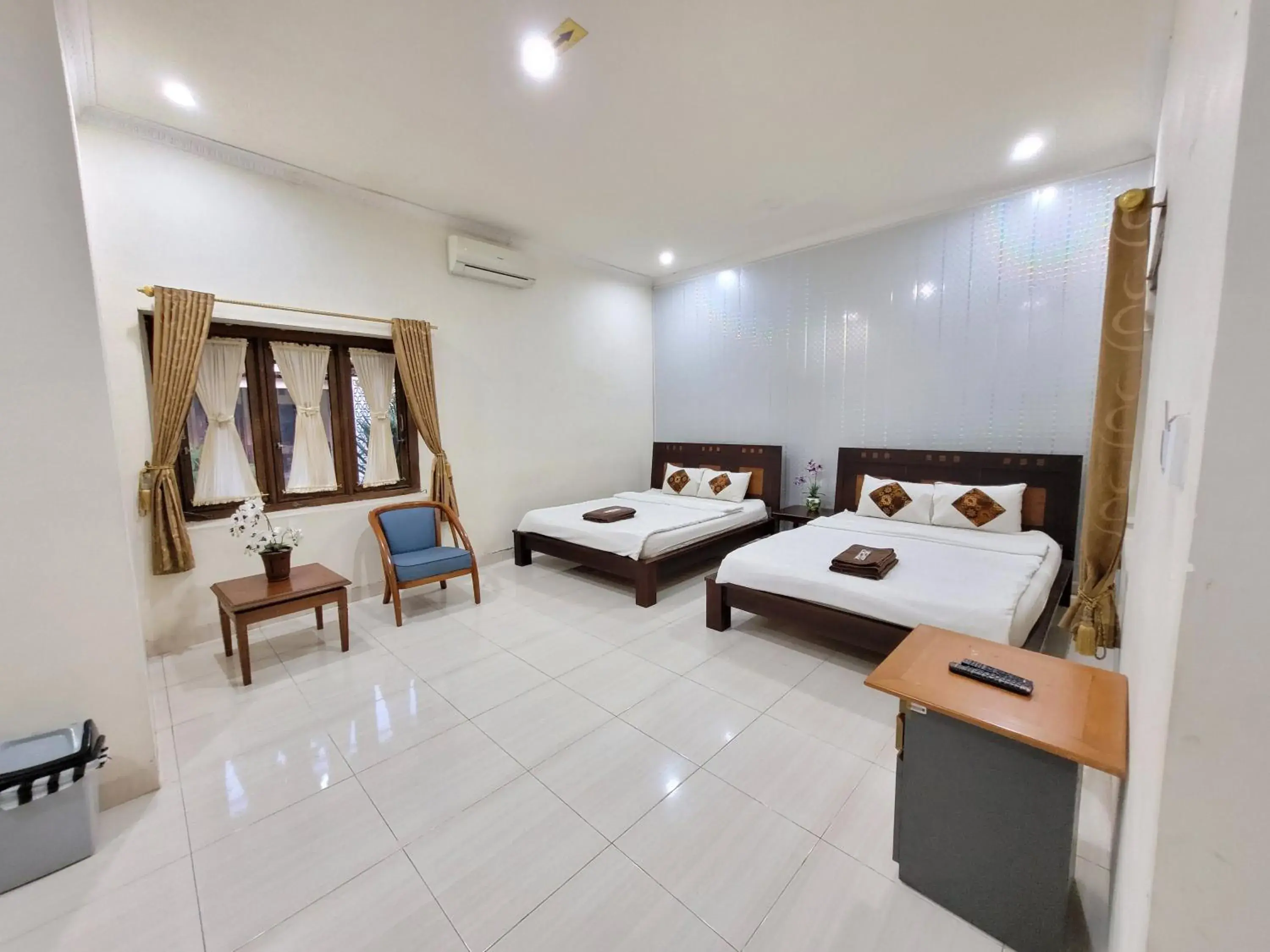 Bedroom in Ndalem Katong Guest House Ponorogo Bedroom in Ndalem Katong Guest House Ponorogo