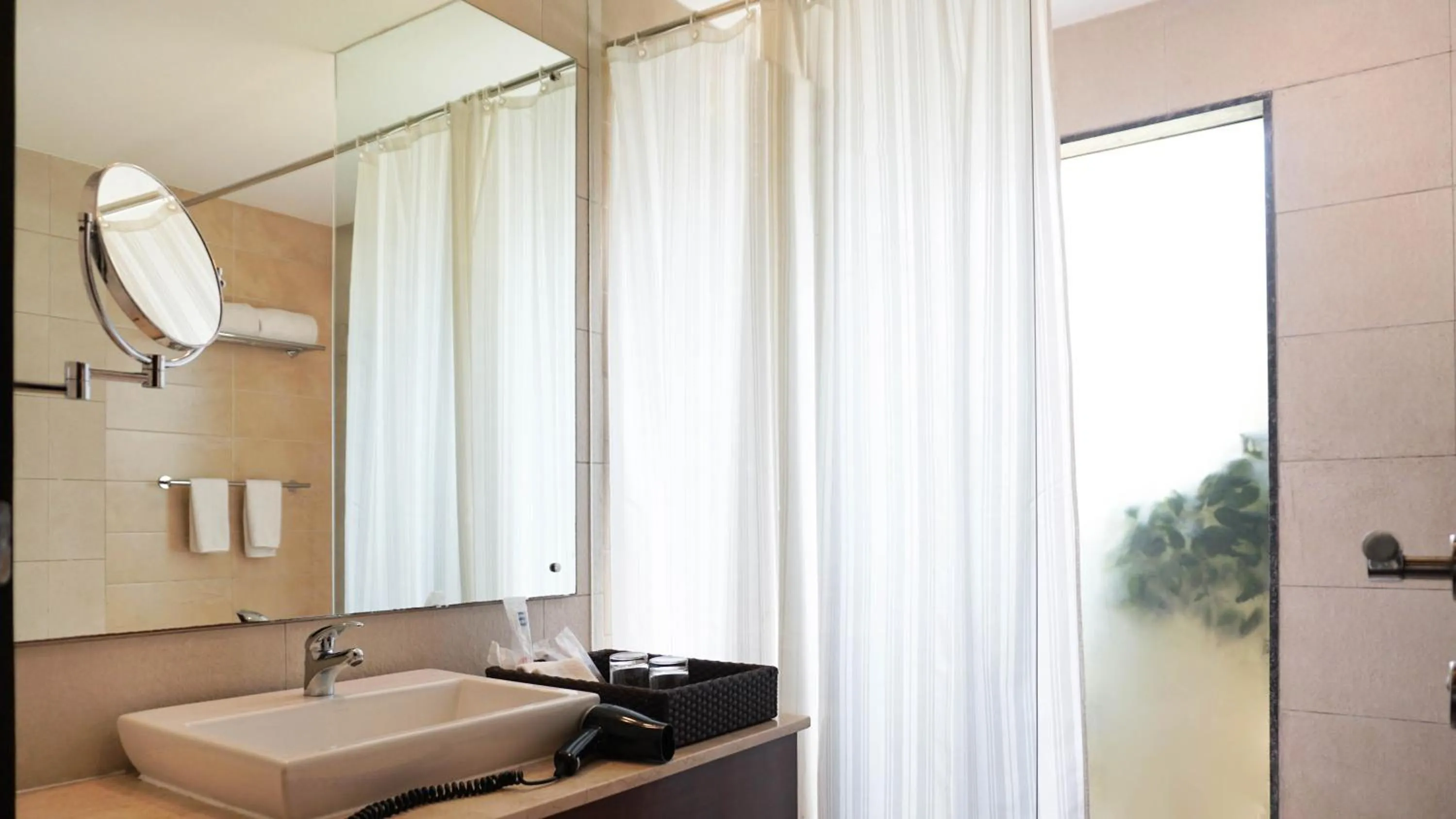 Bathroom in Amatra By The Ganges