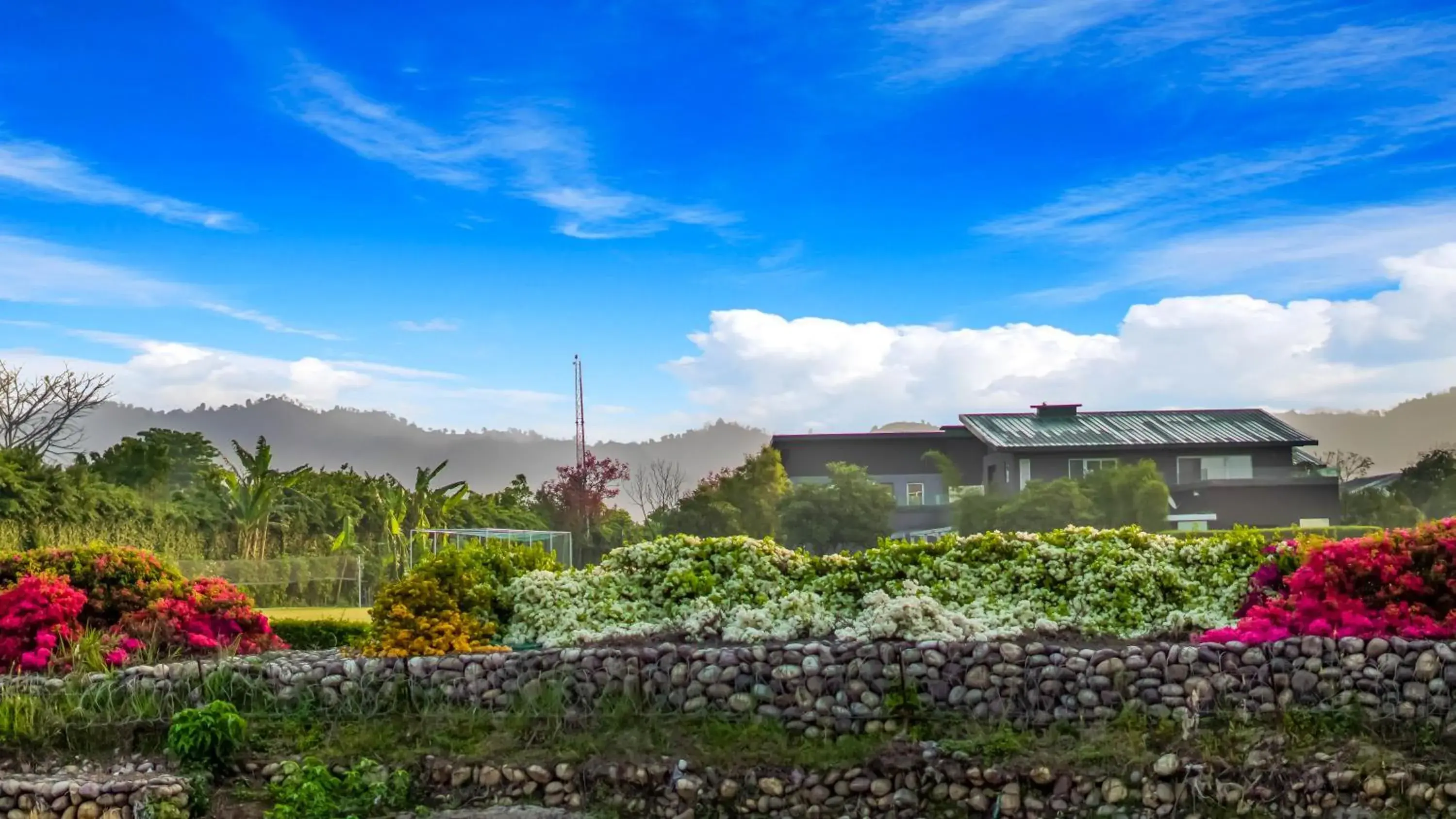 Property building in Amatra By The Ganges Property building in Amatra By The Ganges