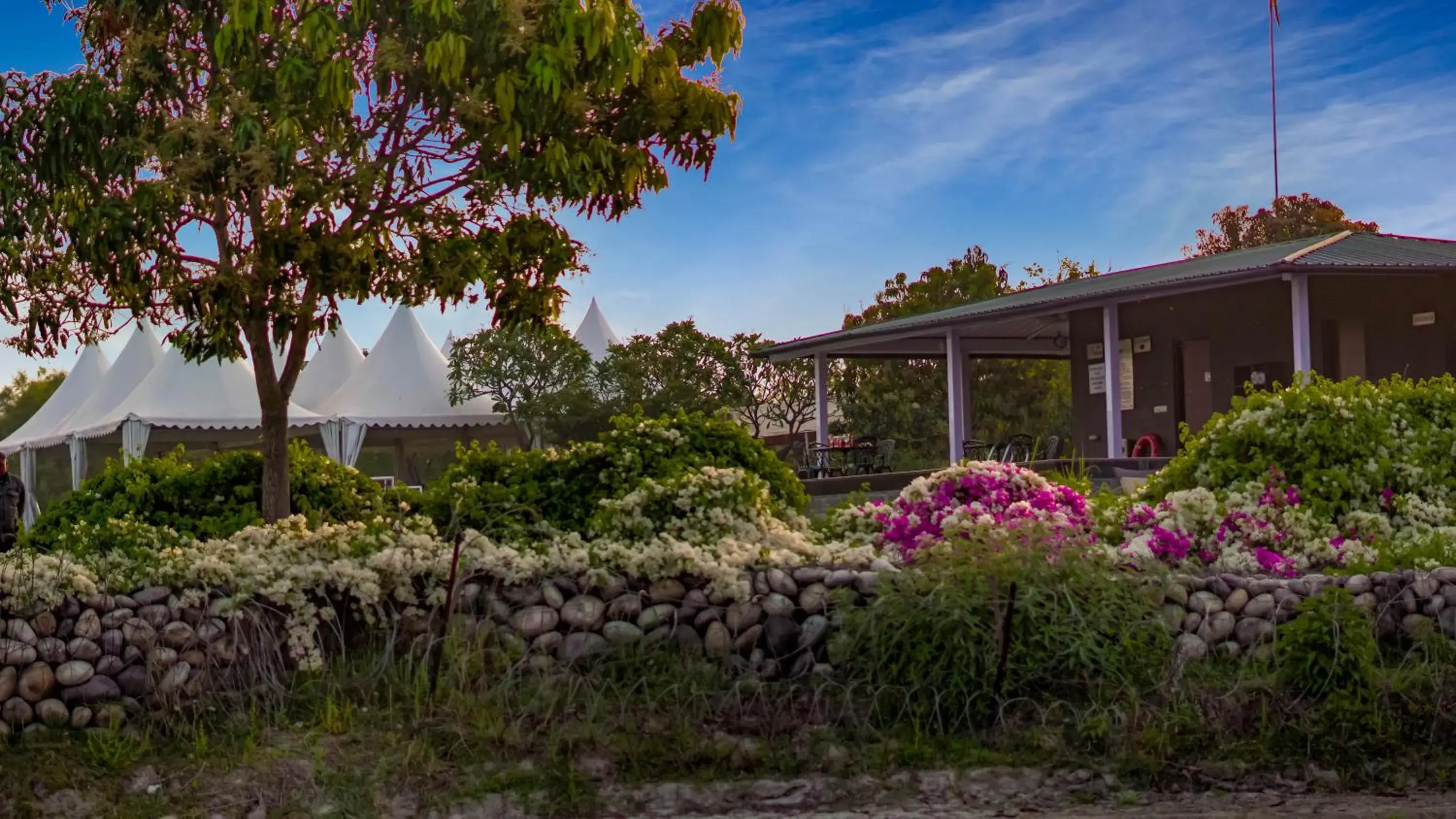 Property building in Amatra By The Ganges Property building in Amatra By The Ganges