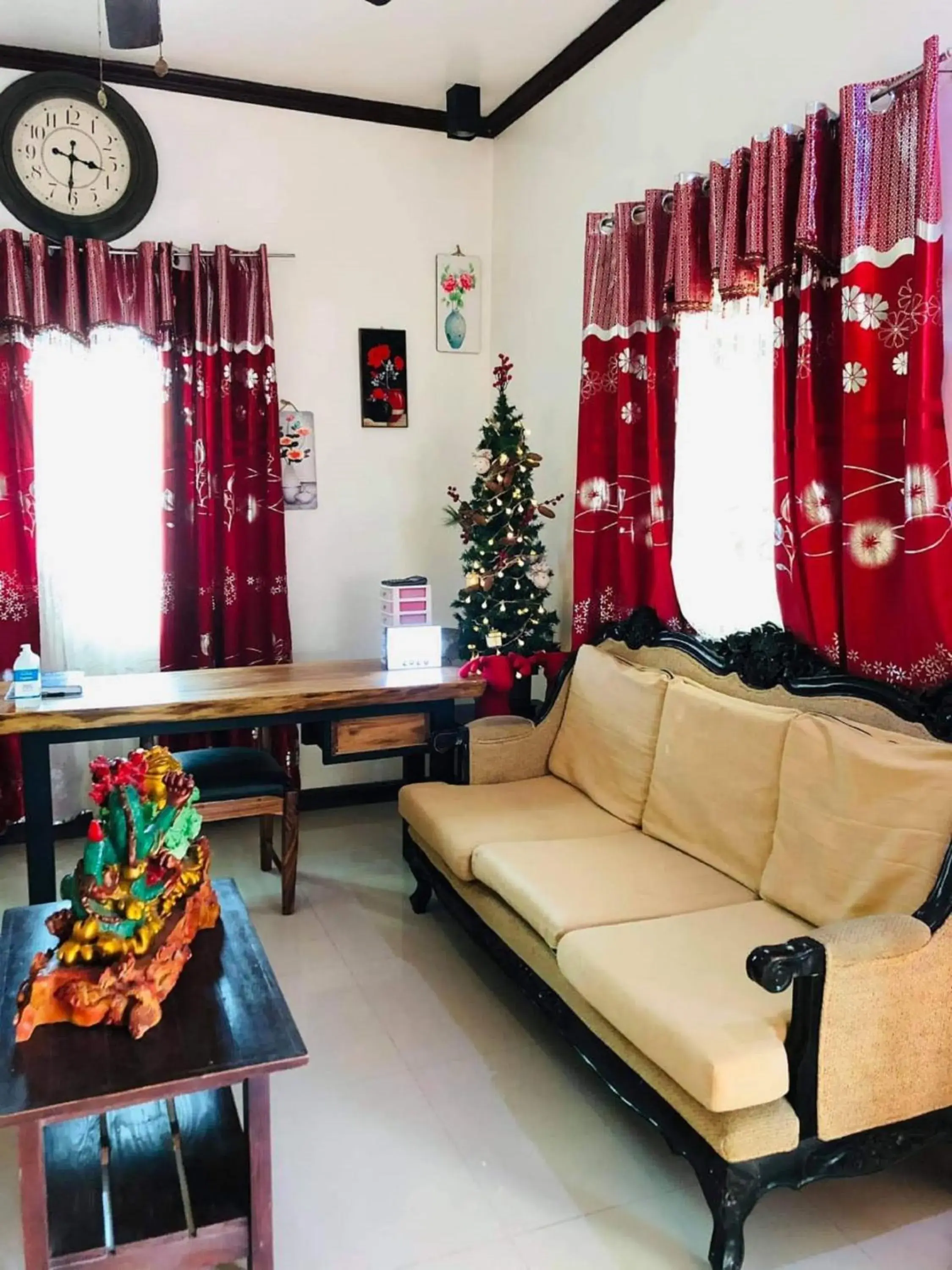 Lobby or reception in Rachel's Bed and Breakfast Near Tagaytay Lobby or reception in Rachel's Bed and Breakfast Near Tagaytay