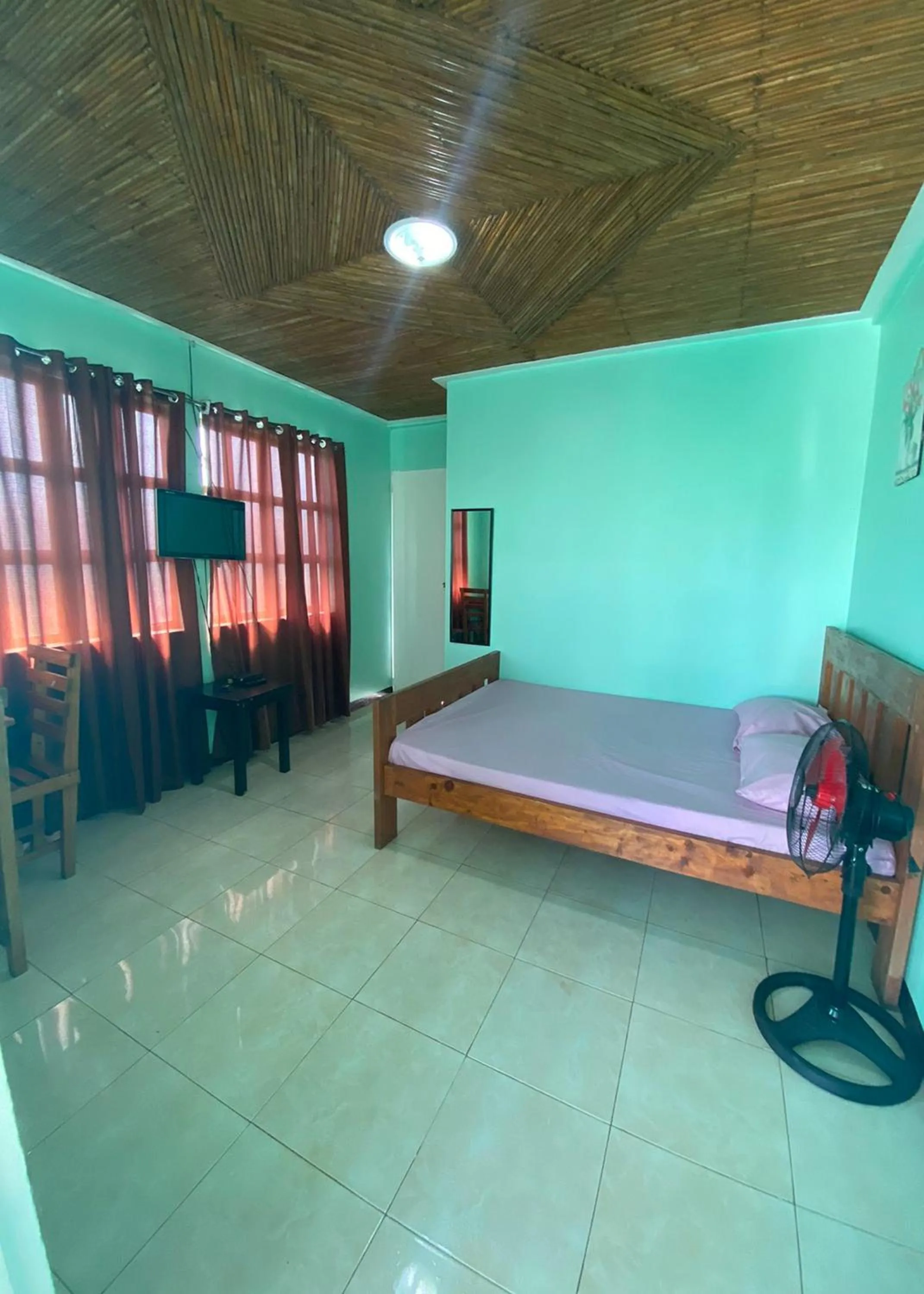 Bed in Rachel's Bed and Breakfast Near Tagaytay