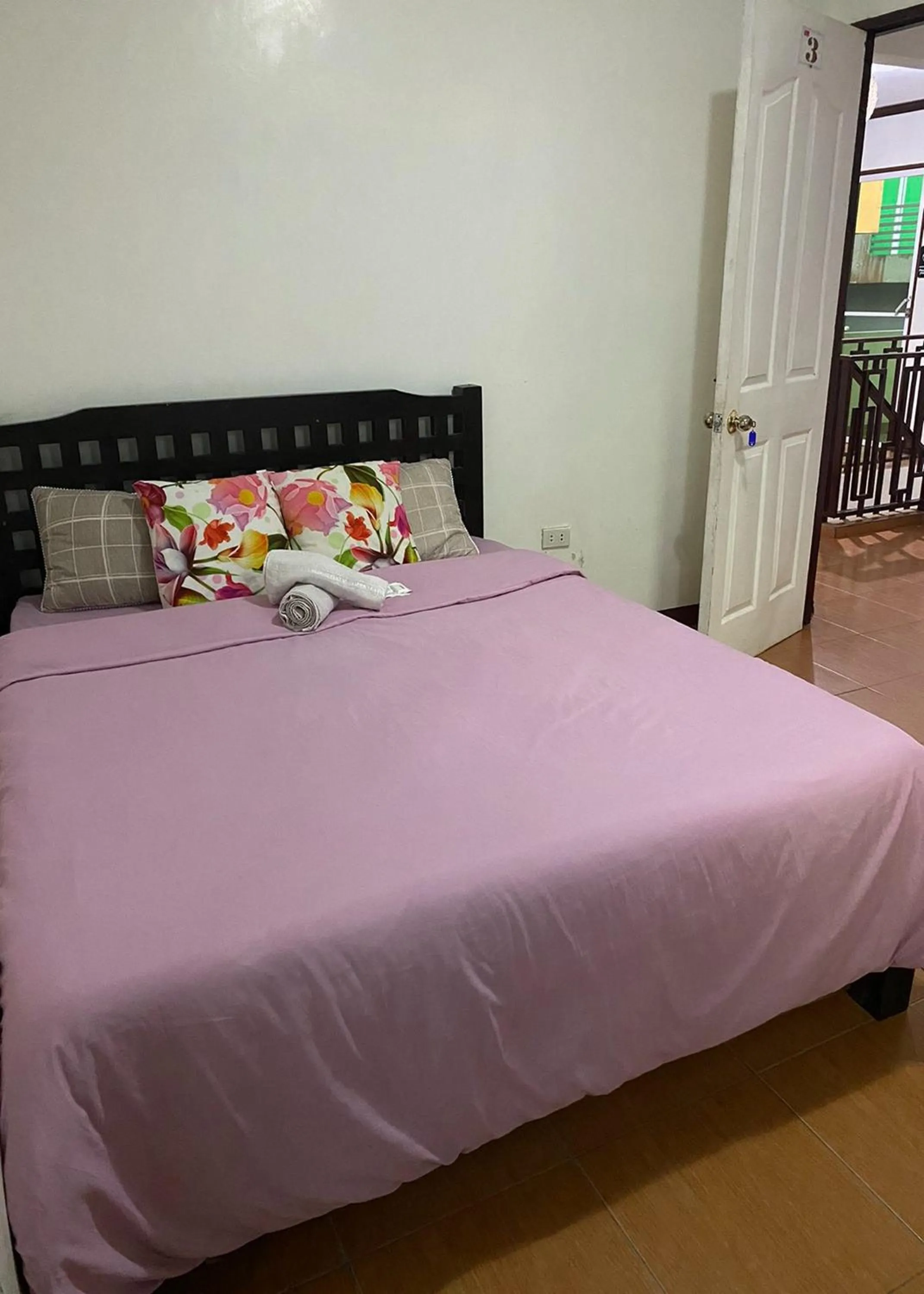 Bed in Rachel's Bed and Breakfast Near Tagaytay