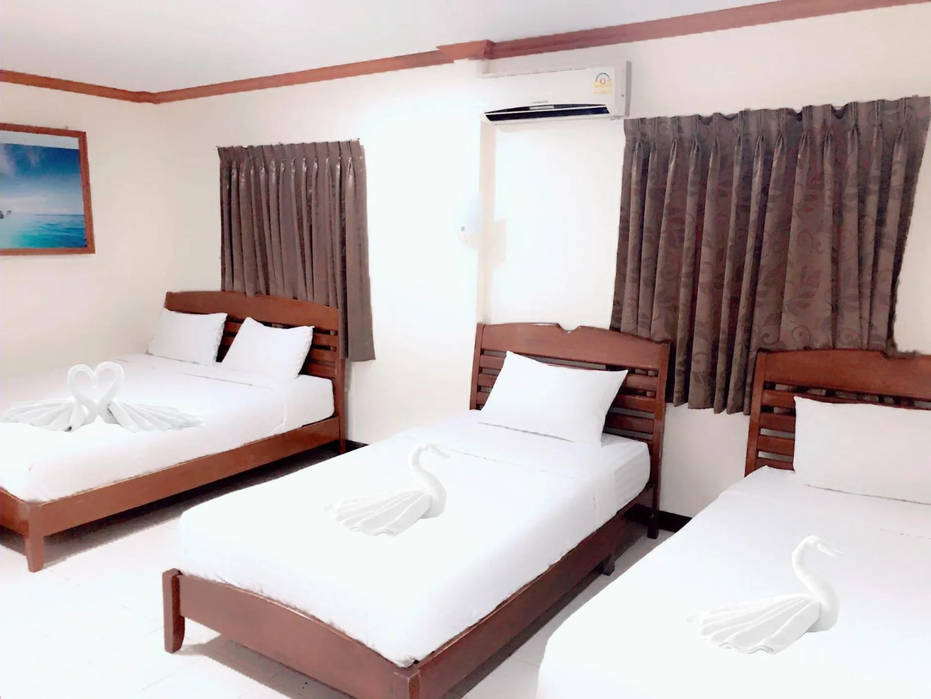 Bed in Golden Bee PhiPhi