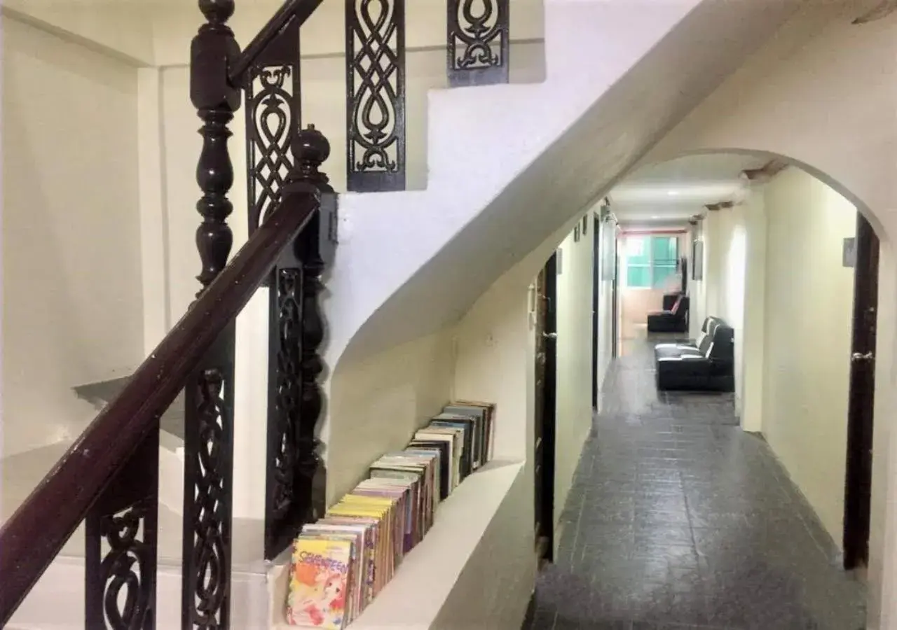 Lobby or reception in Golden Bee PhiPhi Lobby or reception in Golden Bee PhiPhi