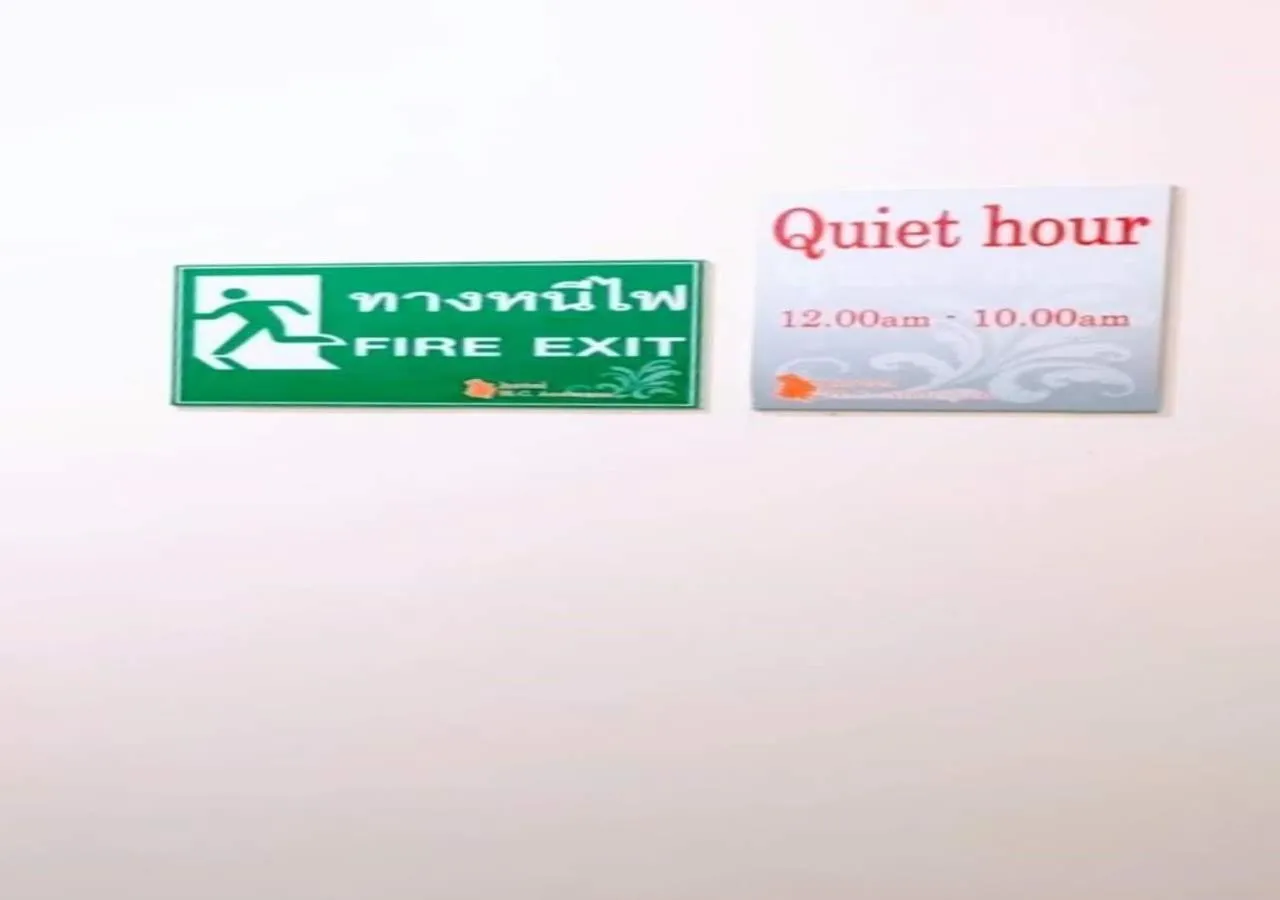 Logo/Certificate/Sign in Golden Bee PhiPhi