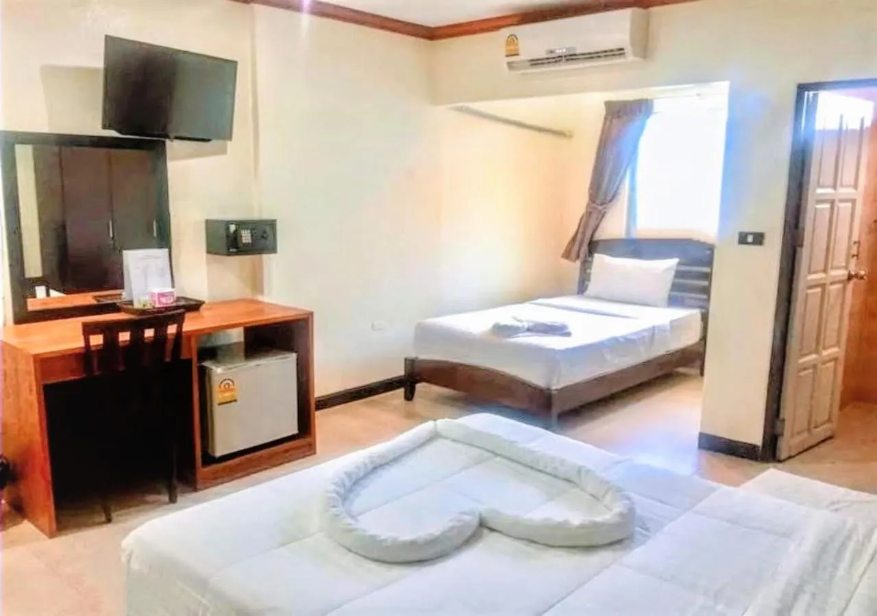TV and multimedia, Bed in Golden Bee PhiPhi