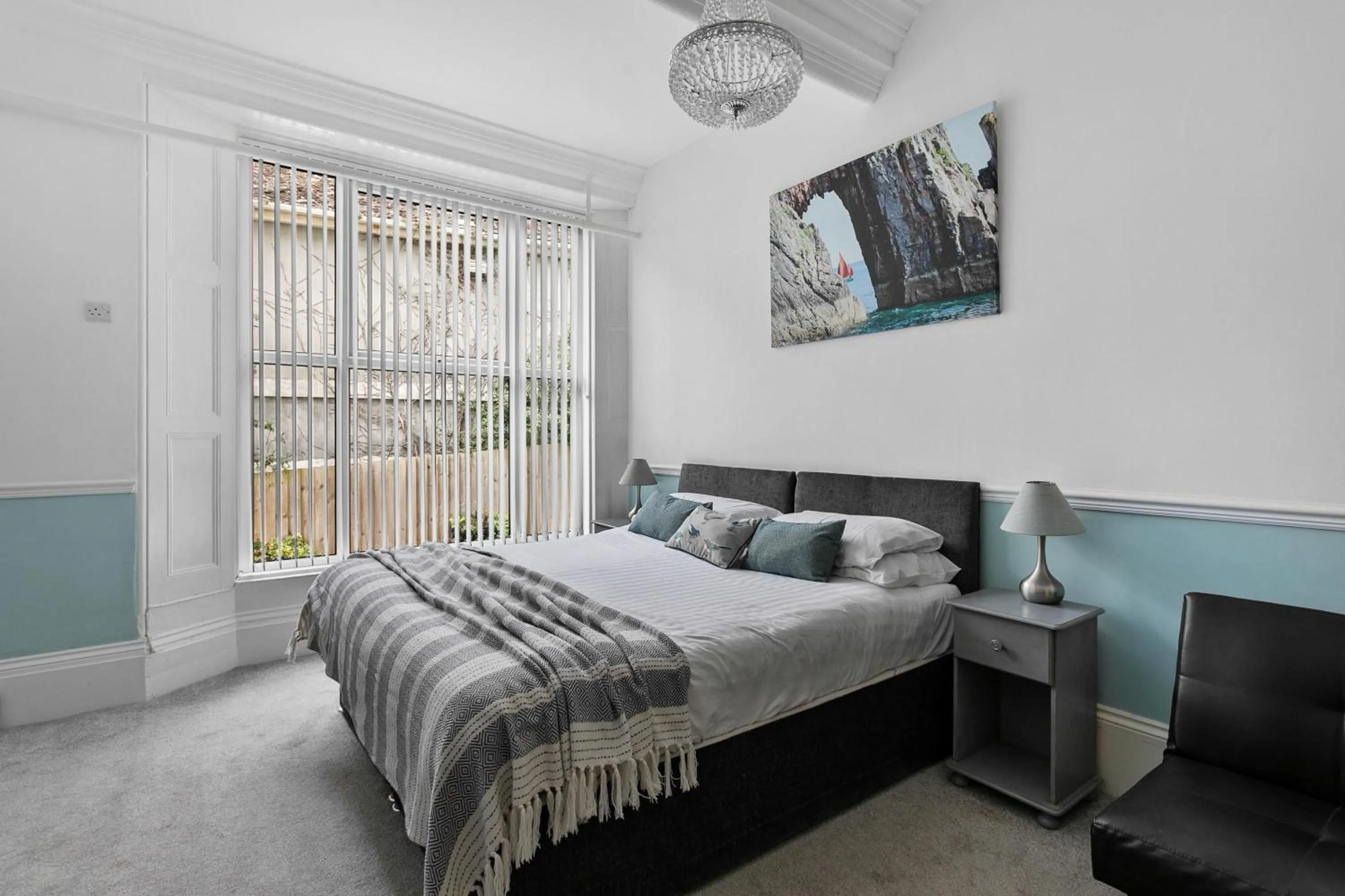 Bedroom, Bed in The Cimon