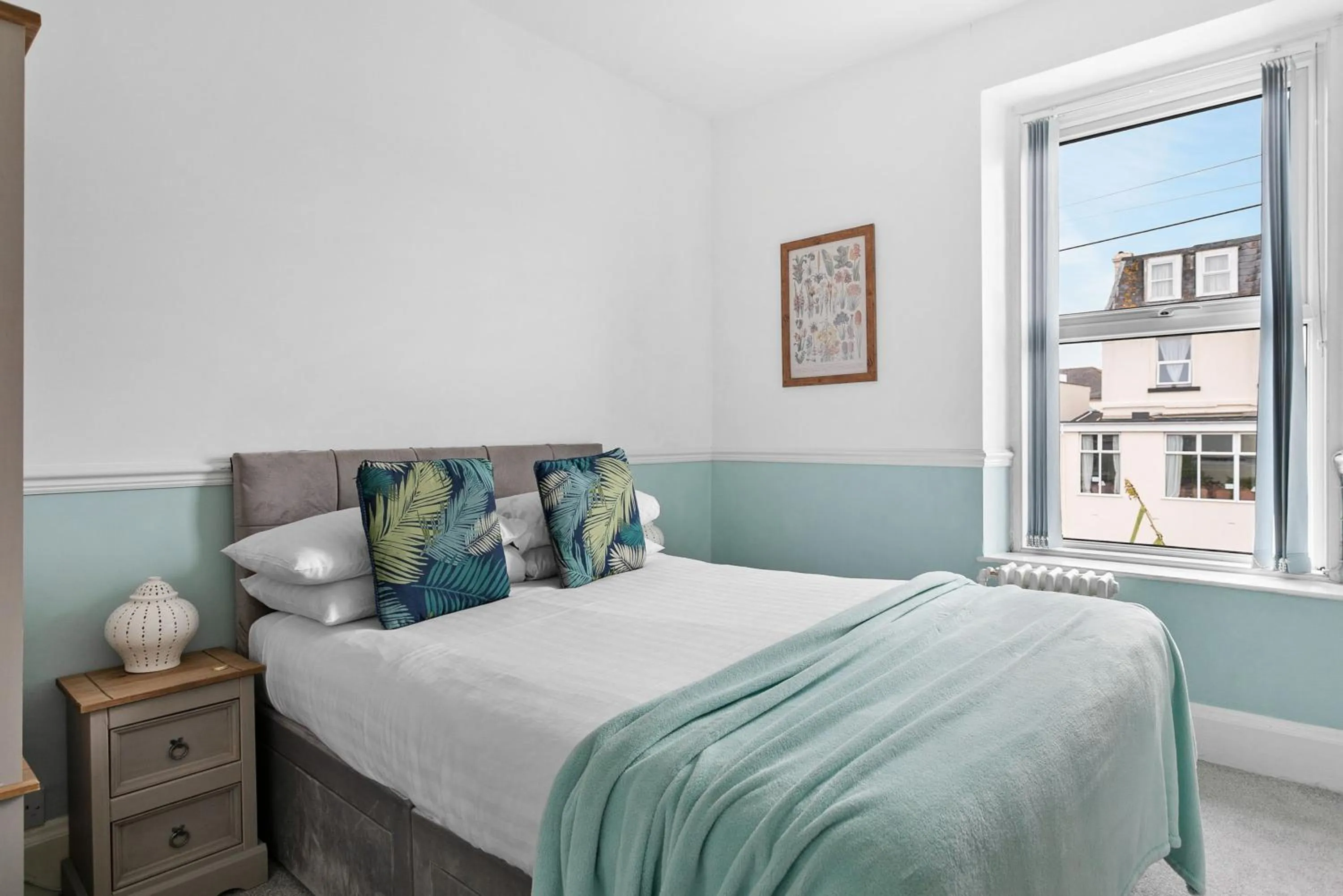 Bedroom, Bed in The Cimon