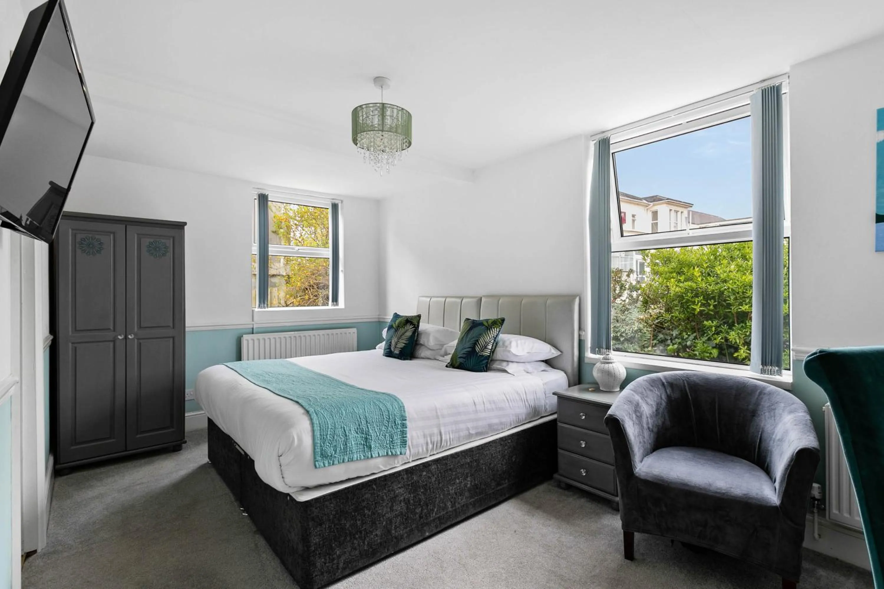 Bedroom, Bed in The Cimon