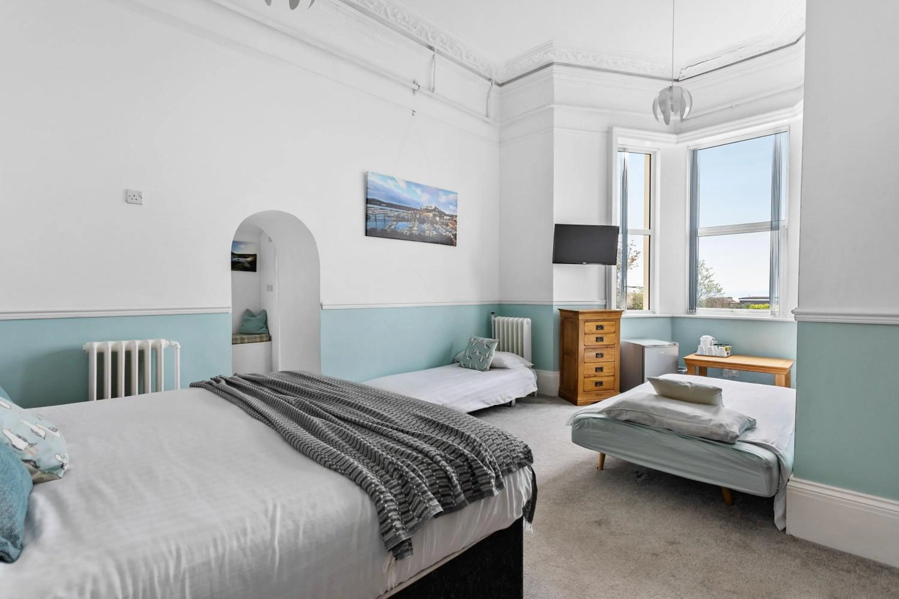 Bed in The Cimon