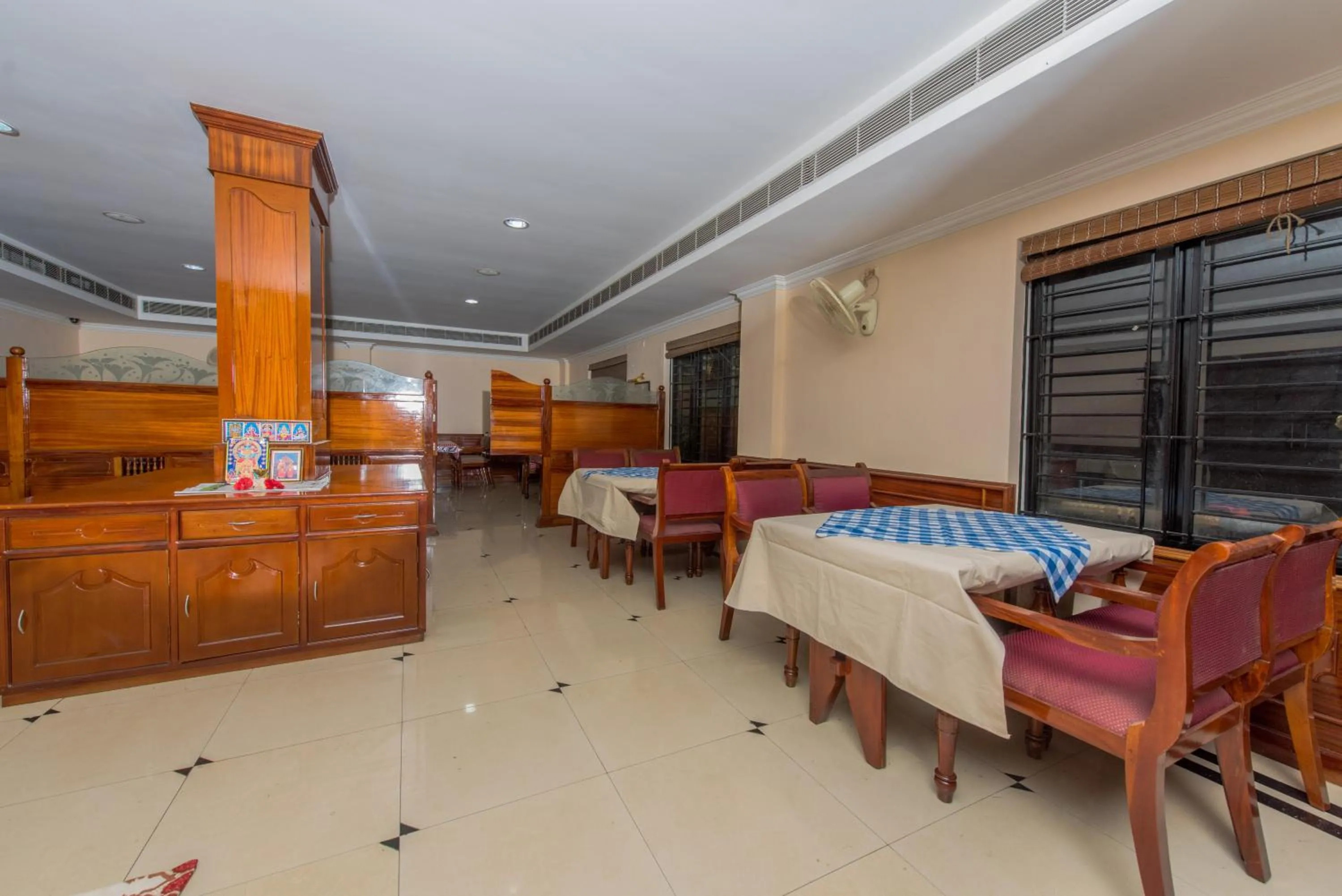 Kallada Golden Hotel