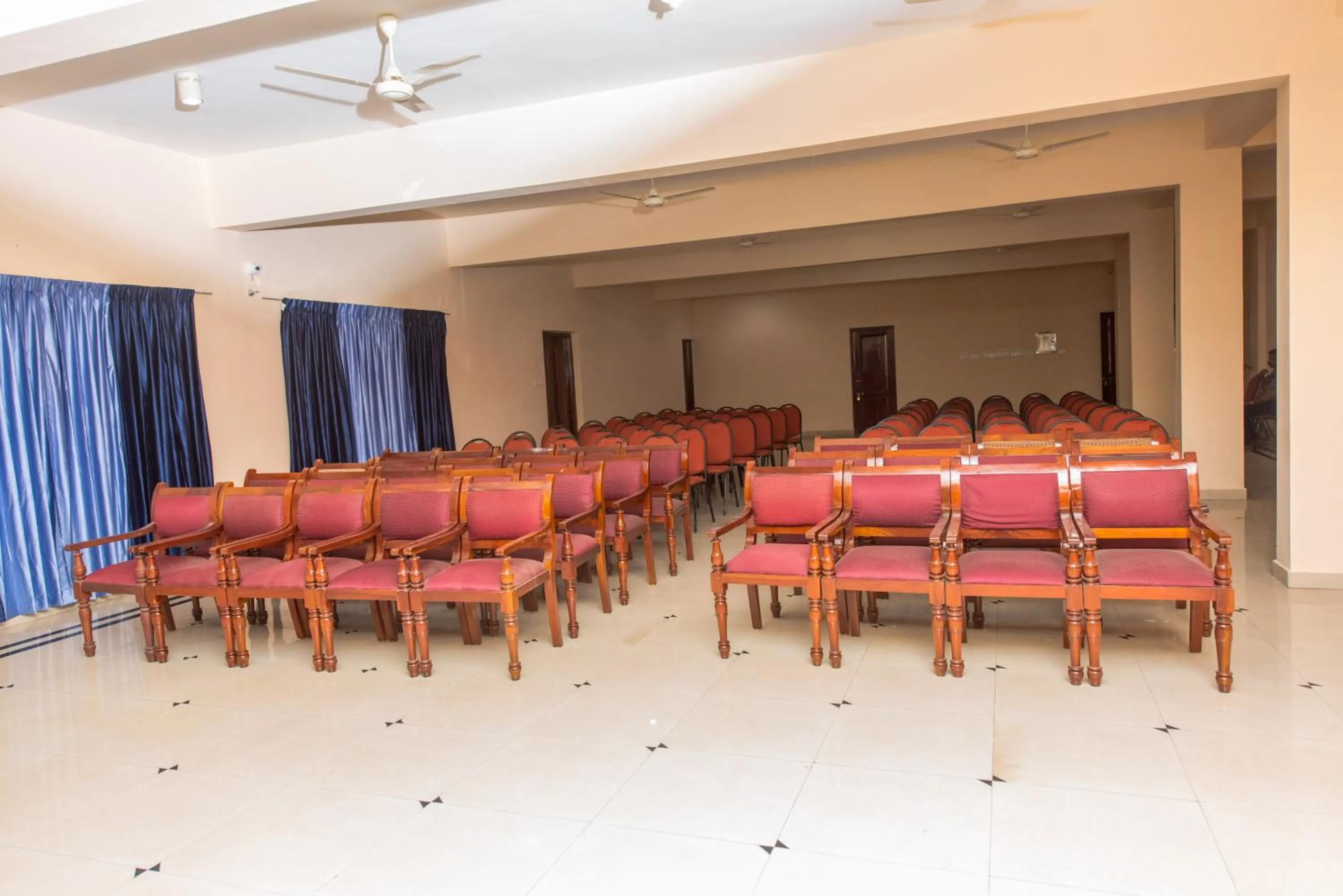 Kallada Golden Hotel