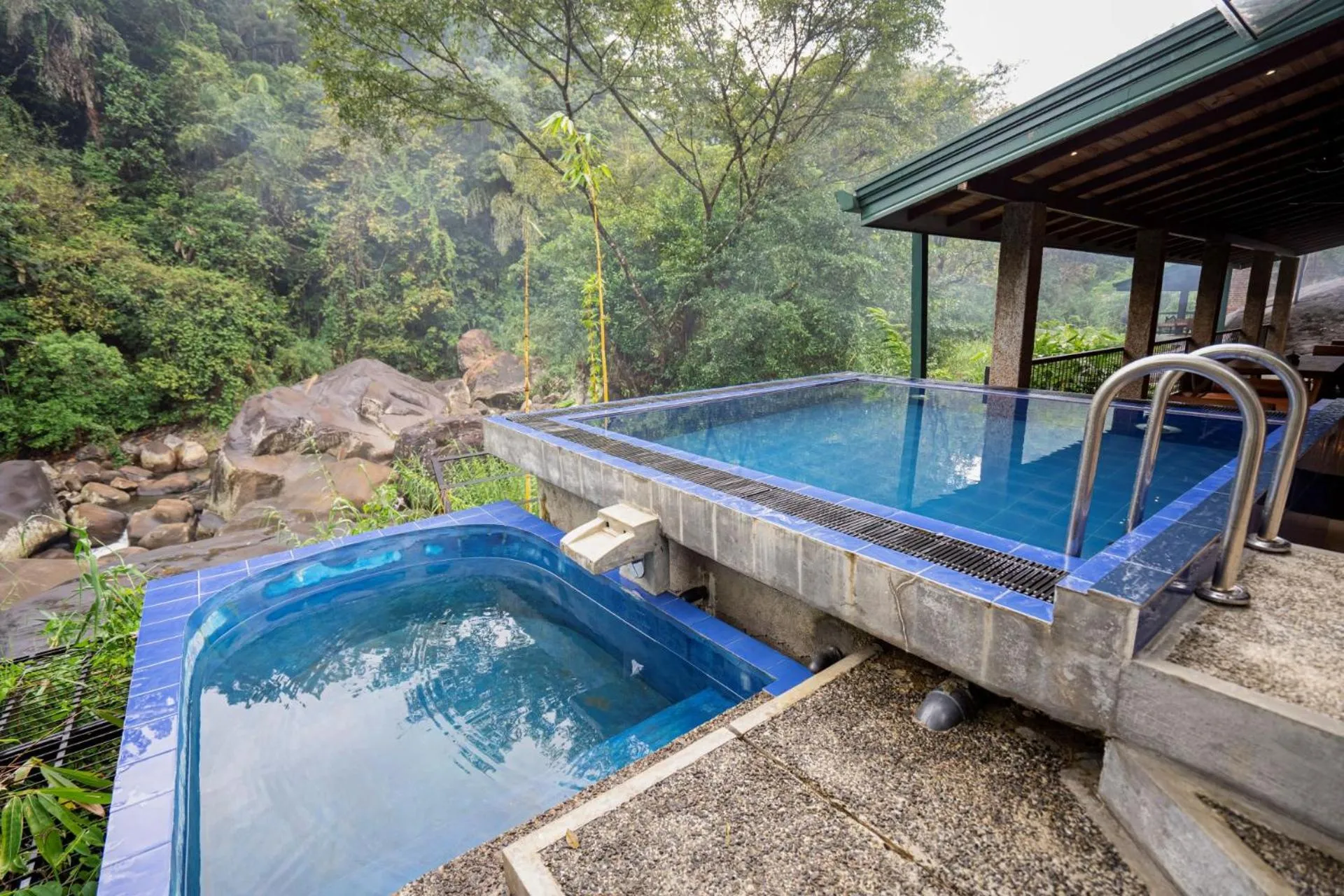 Day in Arsulana Eco Lodge & Spa