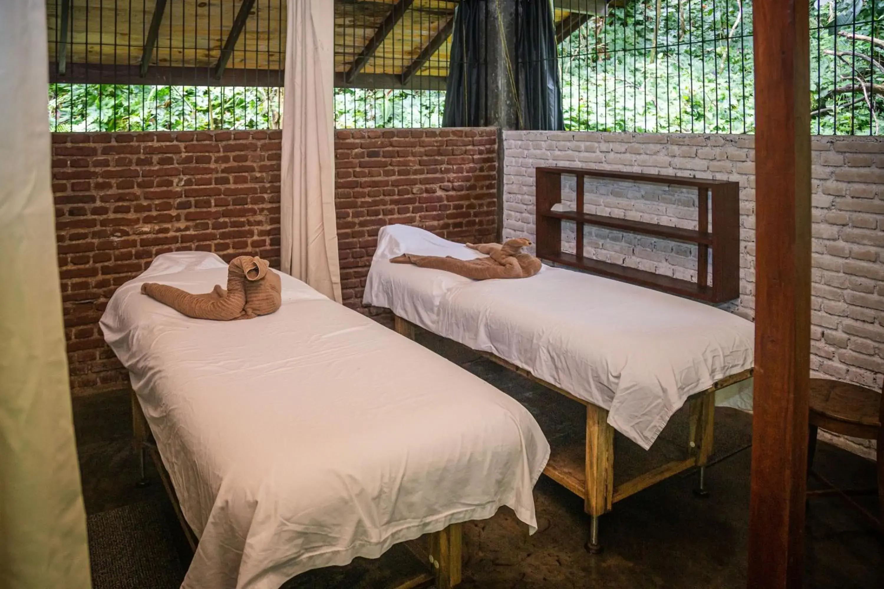 Spa and wellness centre/facilities, Bed in Arsulana Eco Lodge & Spa Spa and wellness centre/facilities, Bed in Arsulana Eco Lodge & Spa