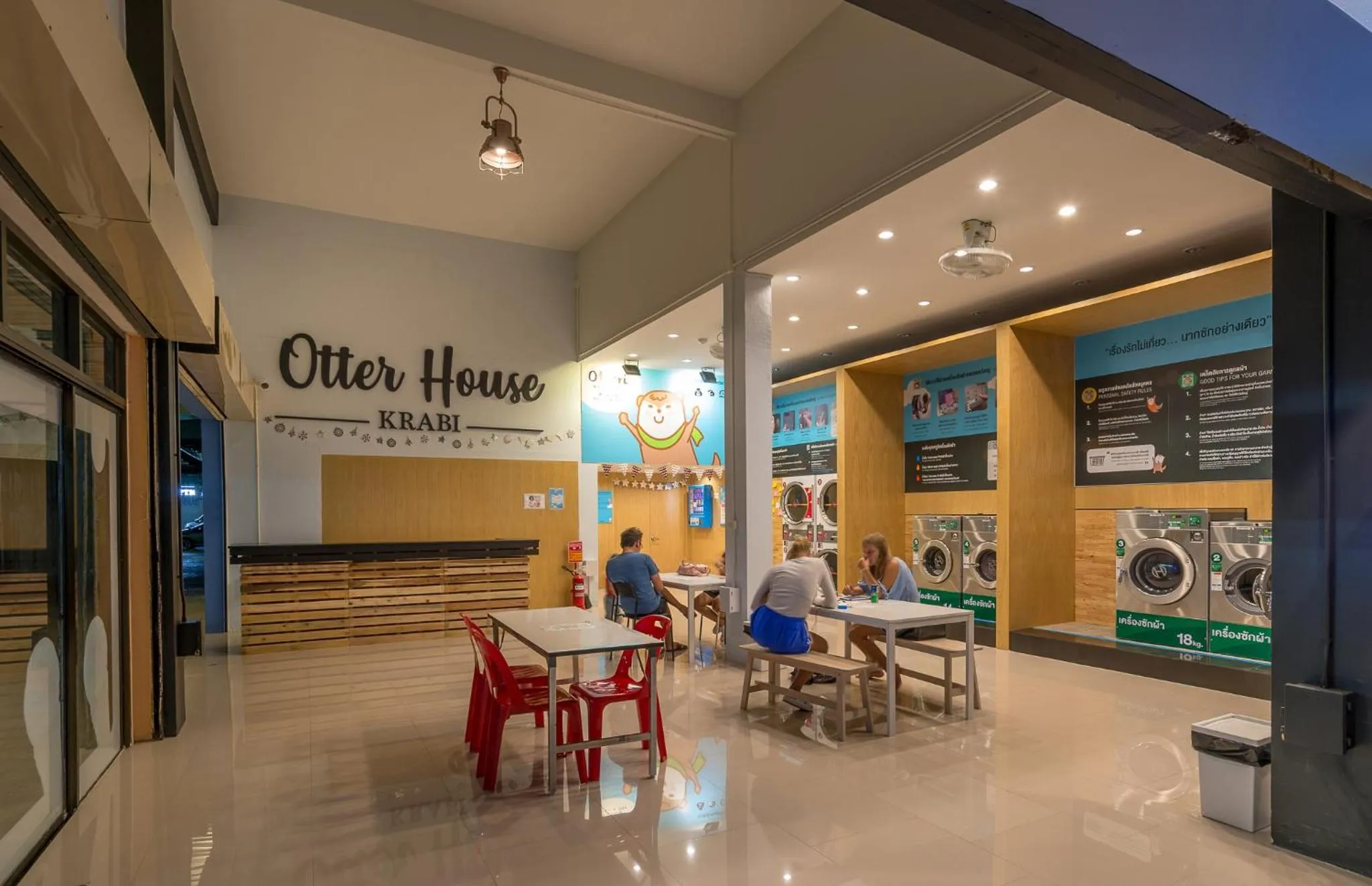 Facade/entrance in Otter House