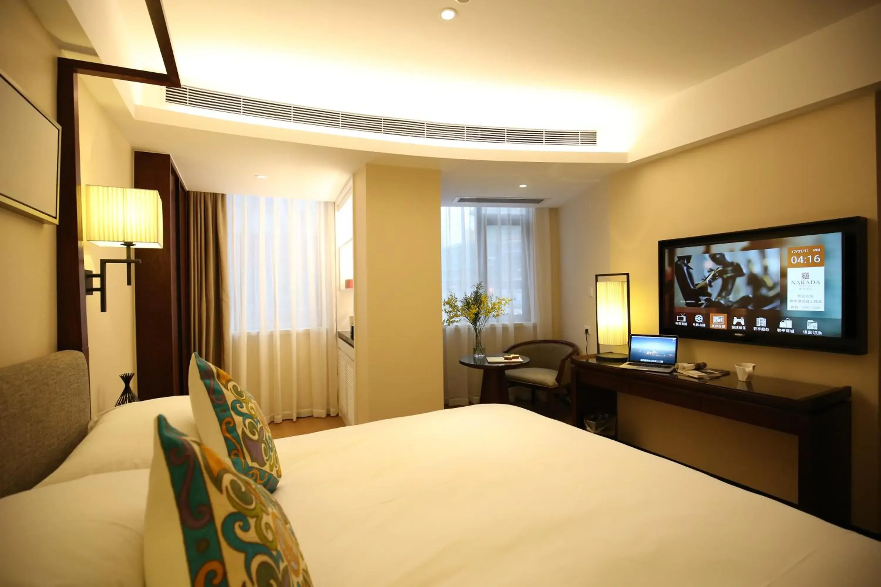 TV and multimedia, Bed in SSAW Boutique Hotel Shanghai Yilin TV and multimedia, Bed in SSAW Boutique Hotel Shanghai Yilin