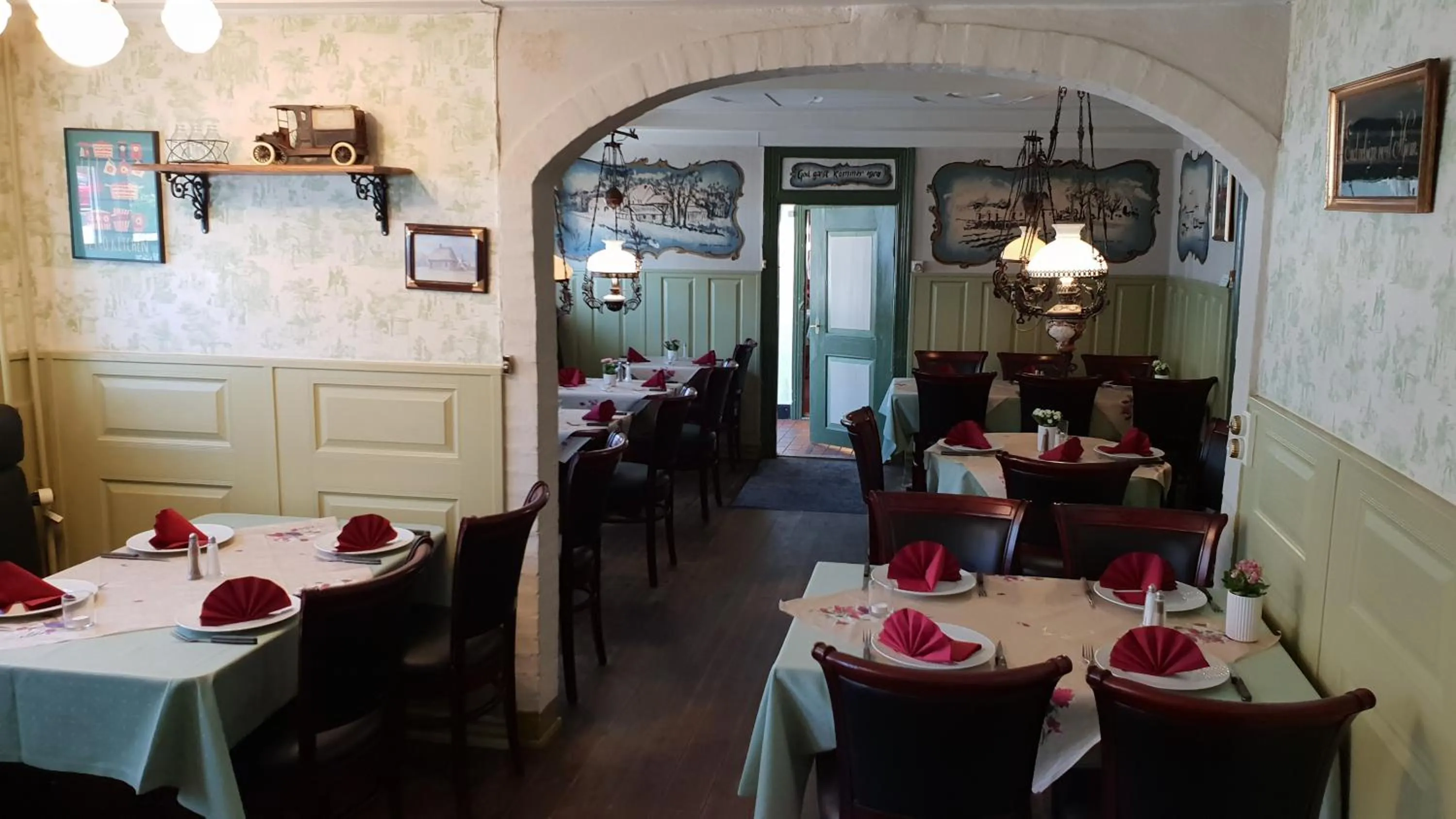 Restaurant/places to eat in Hodde Kro