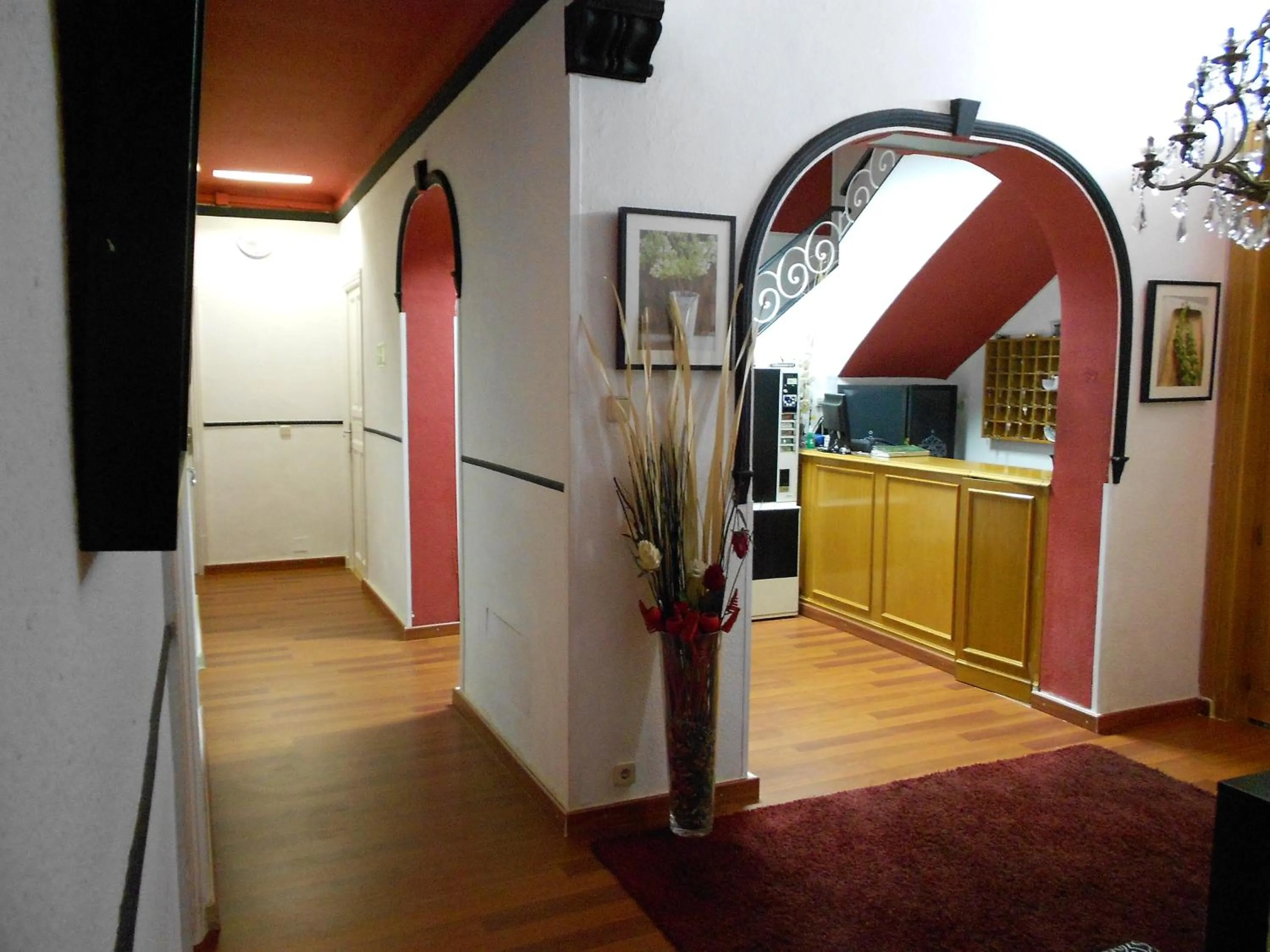 Lobby or reception in Hostal Valencia Madrid