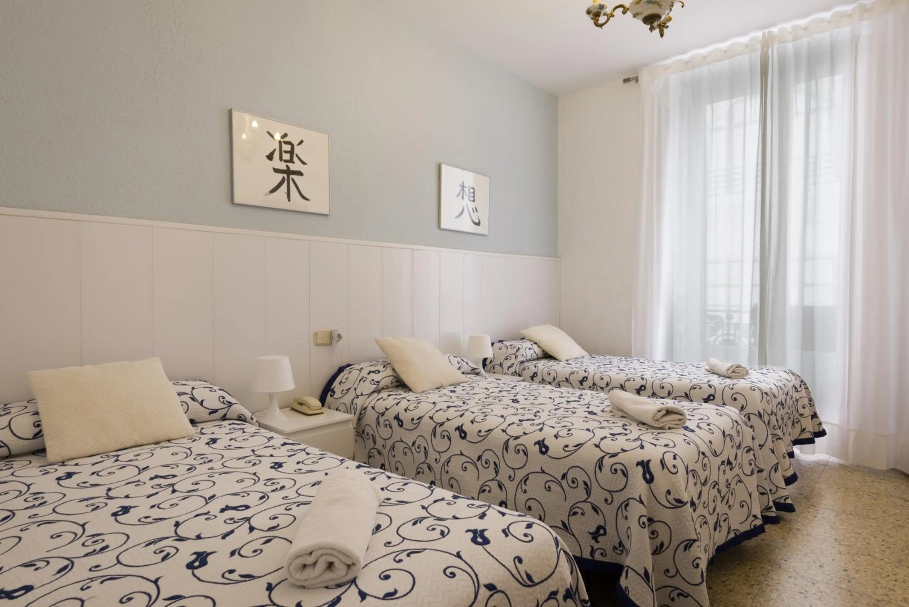 Hostal Valencia Madrid