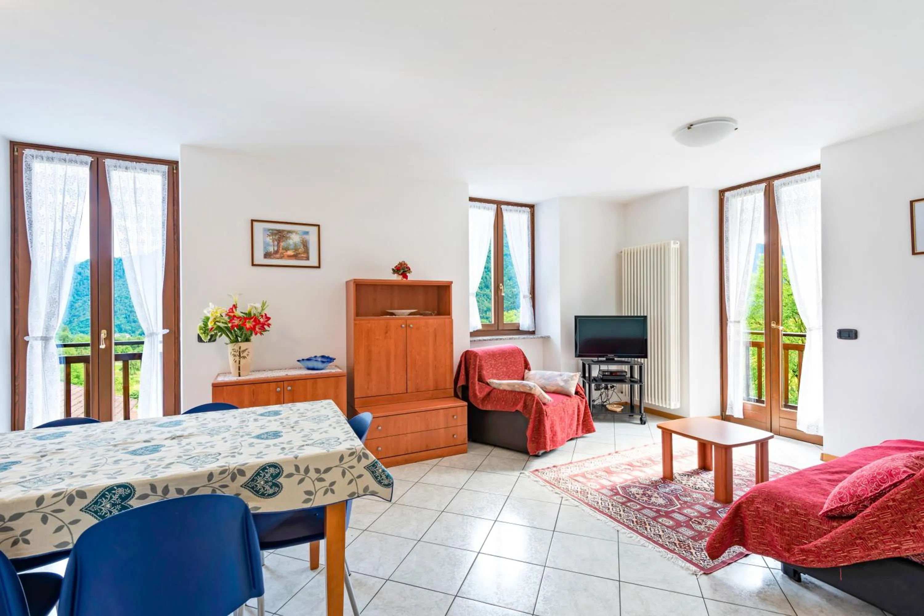 TV and multimedia in Casa Elena