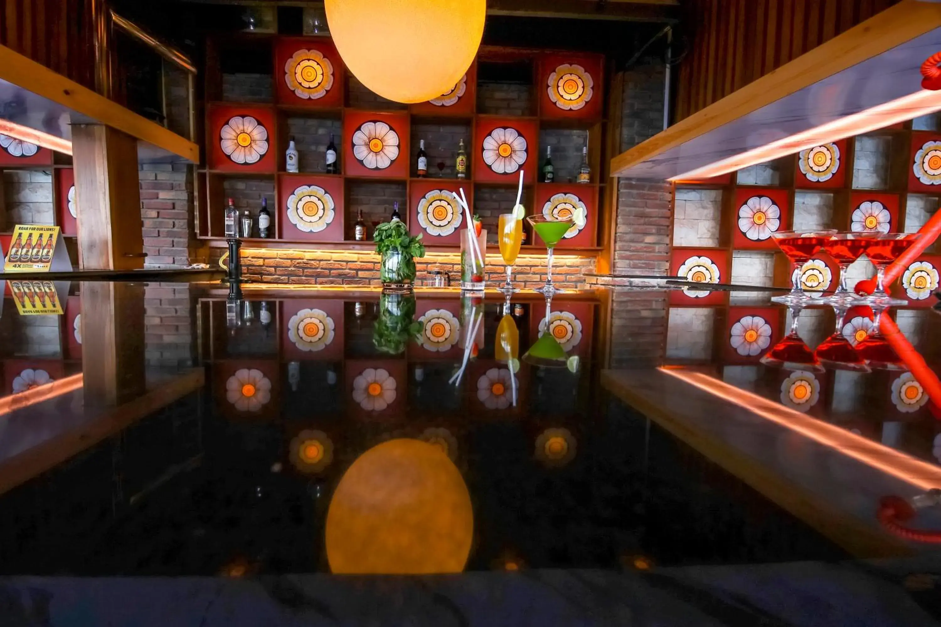 Lounge or bar in Serene Kandy Lounge or bar in Serene Kandy