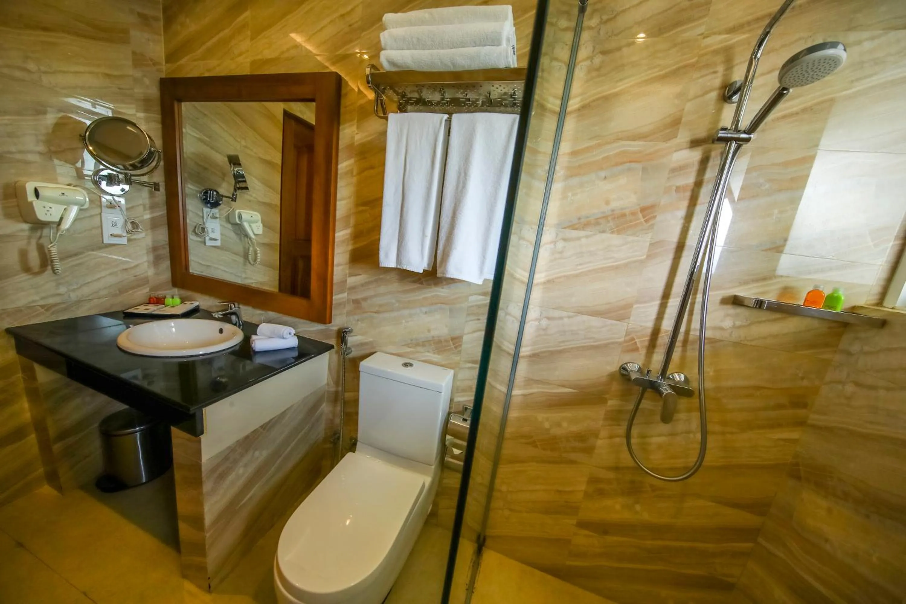 Bathroom in Serene Kandy