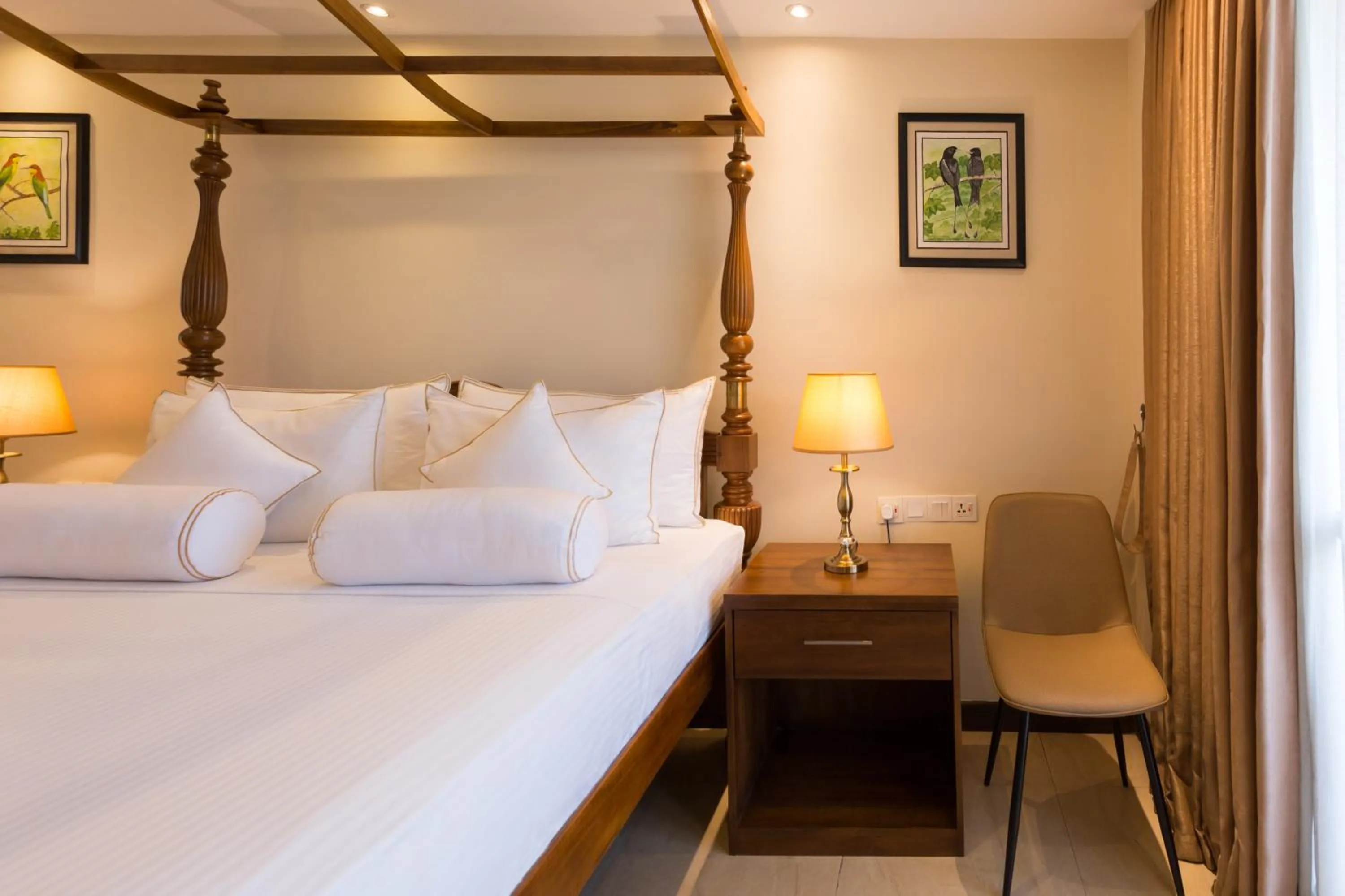 Bedroom, Bed in Serene Kandy