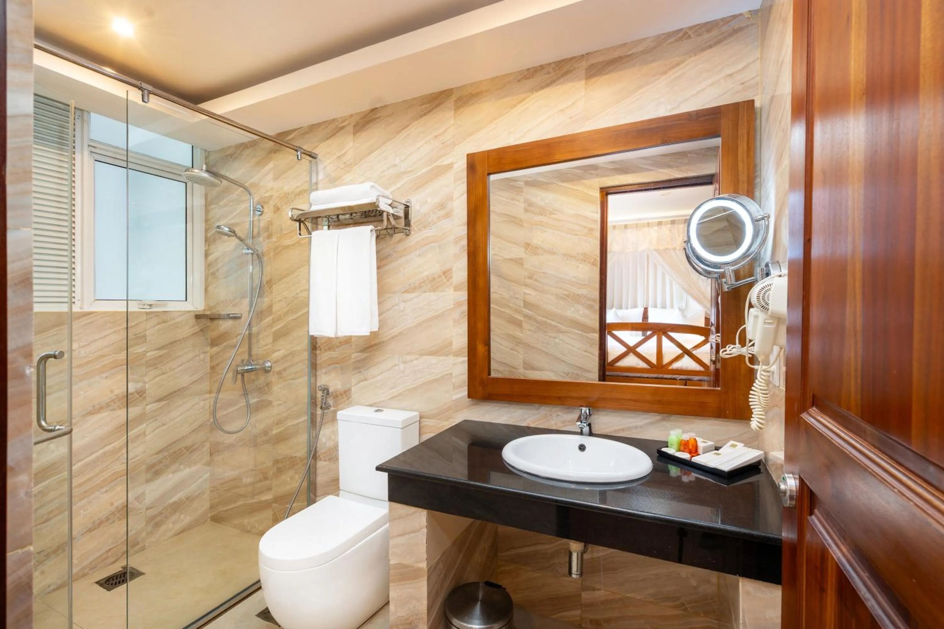 Toilet in Serene Kandy